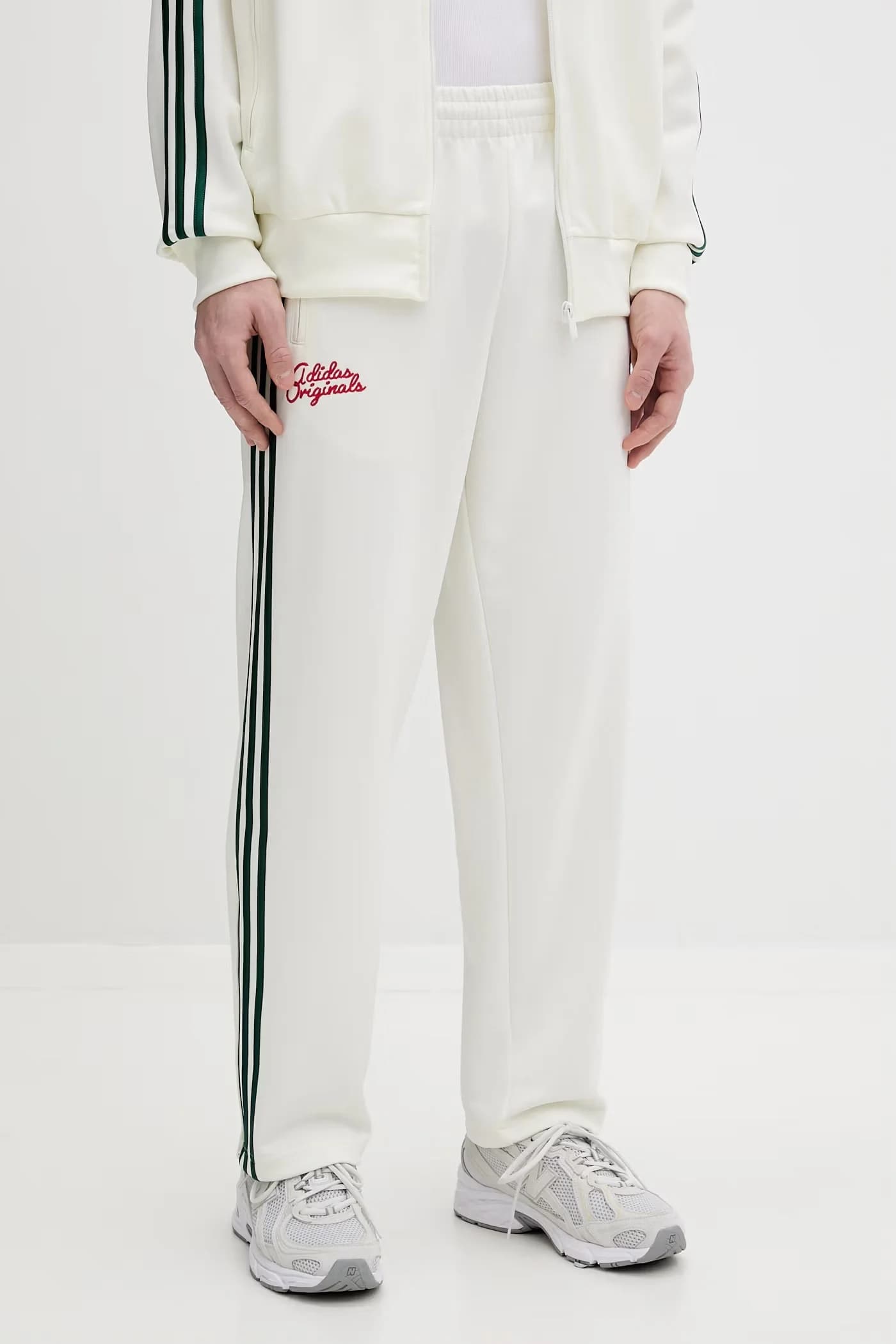 Спортивные штаны