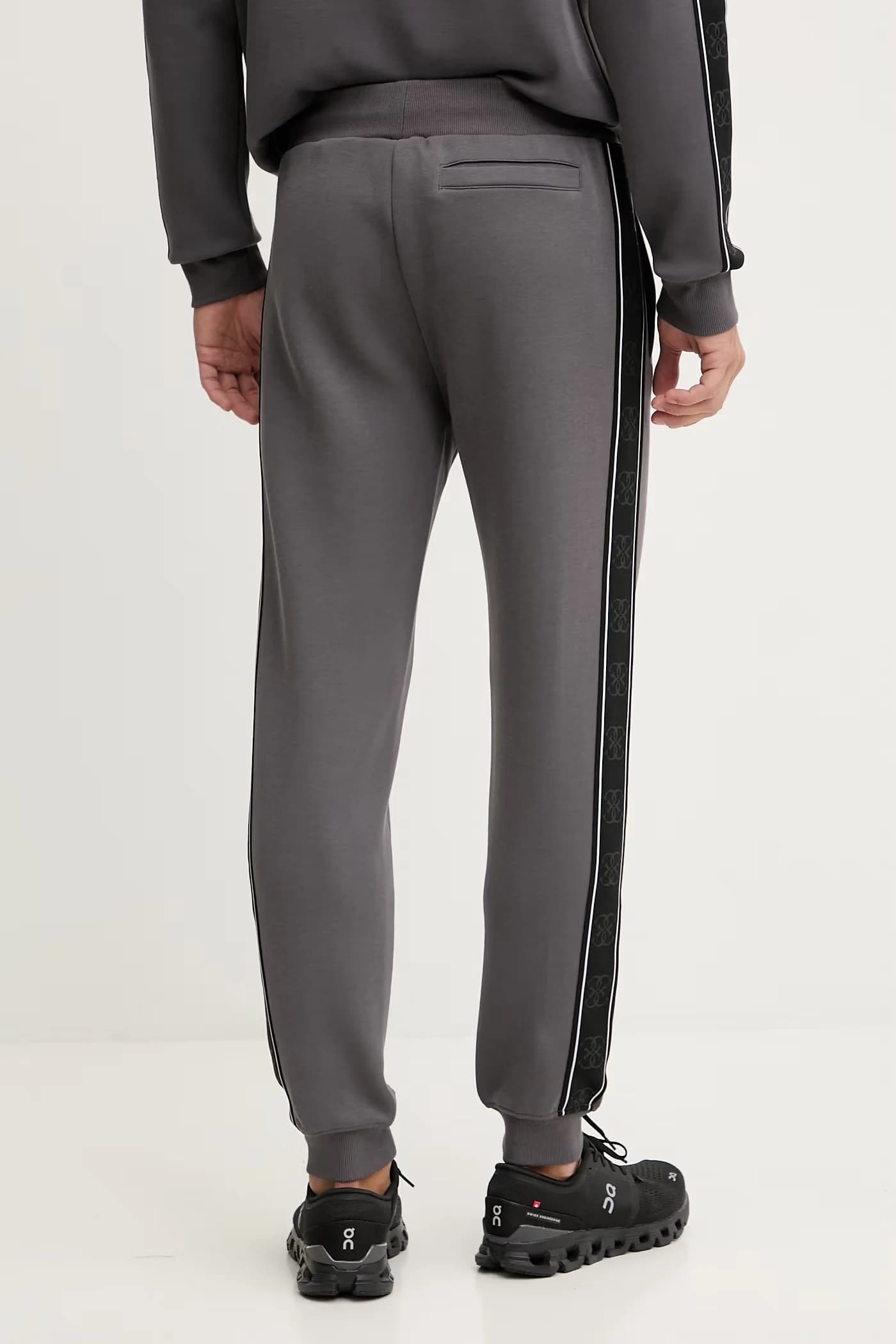 Спортивные штаны МИККИ - фото 3