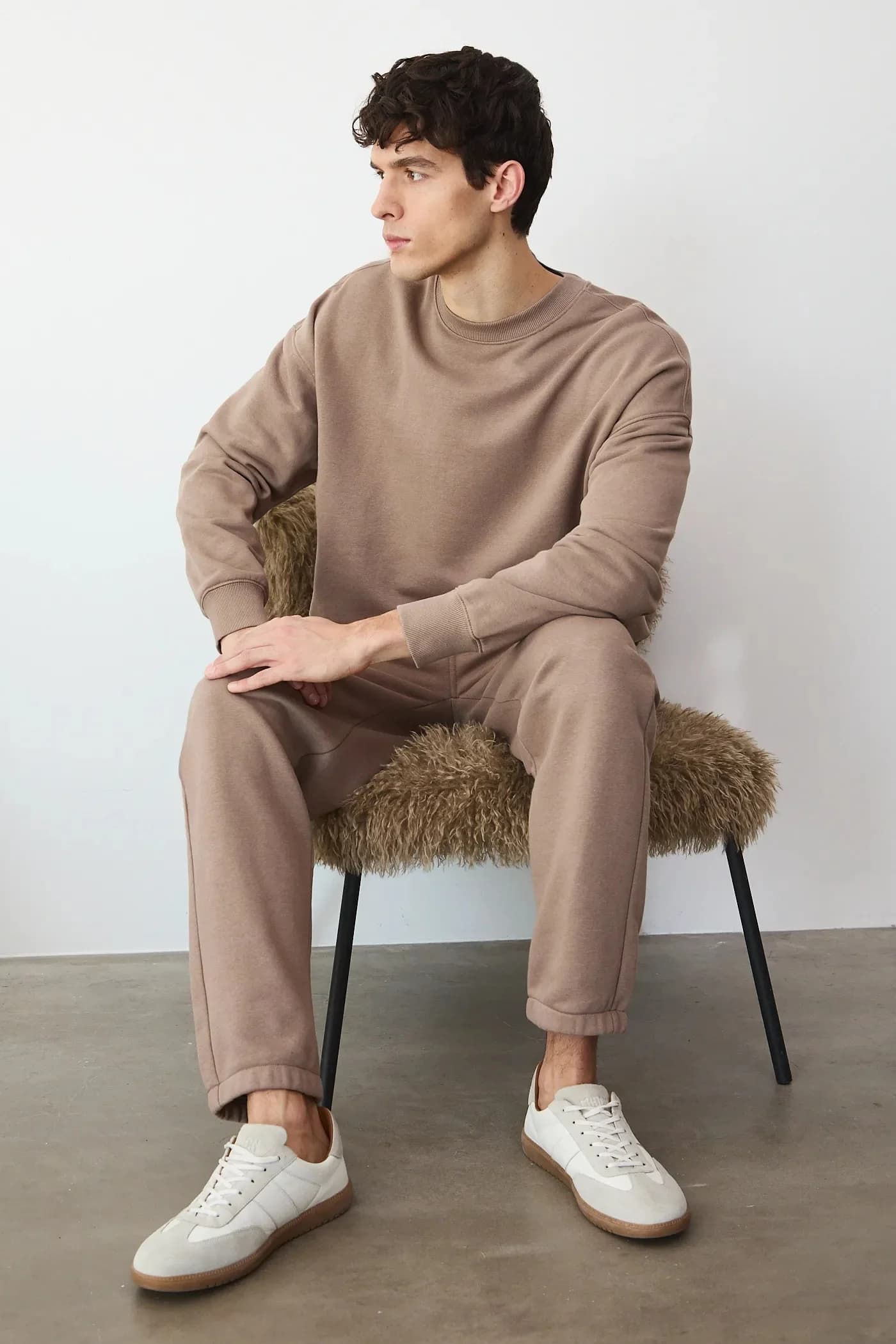 Спортивные штаны