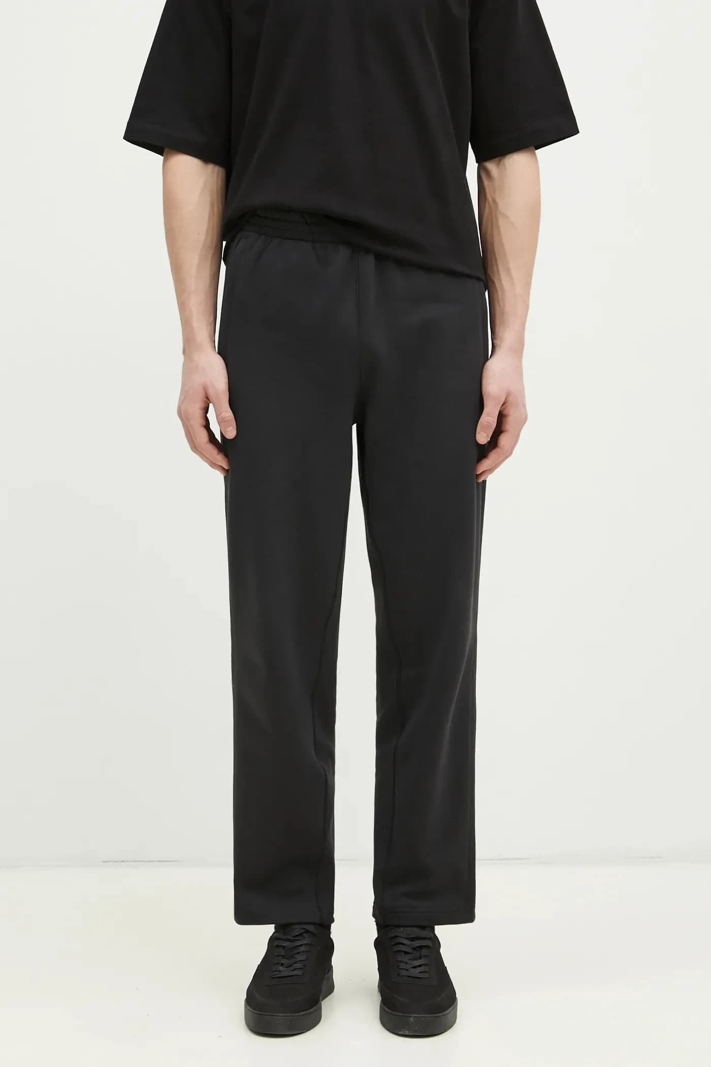 Незаменимые спортивные штаны