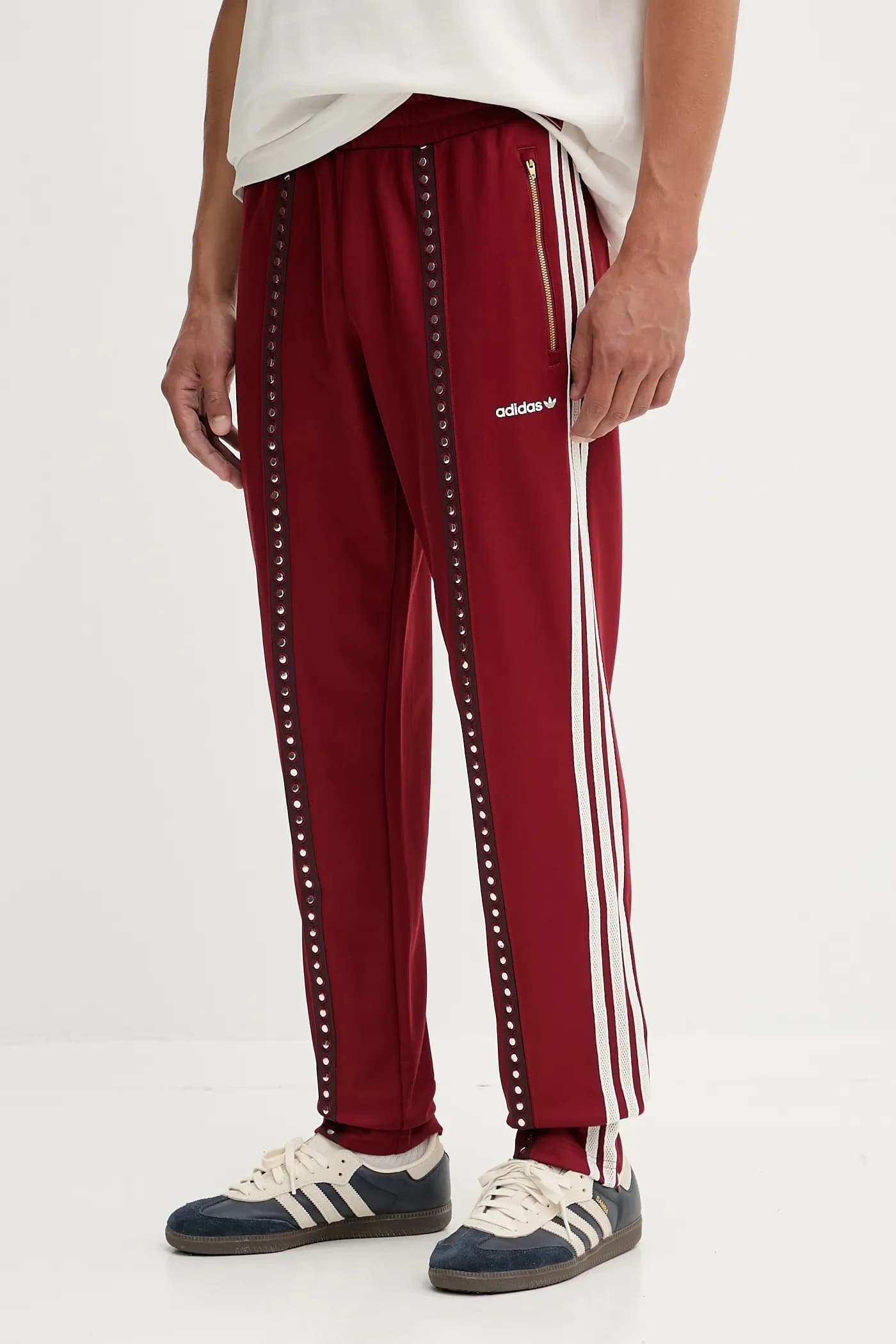 Спортивные штаны