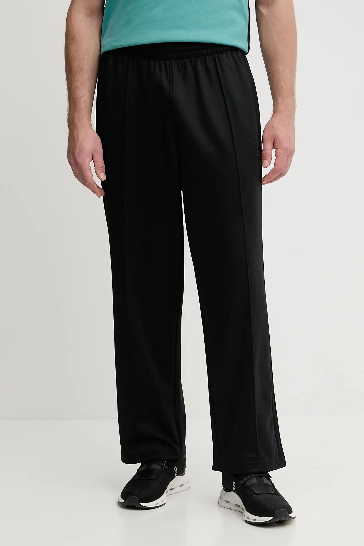 Мешковатые спортивные штаны TP