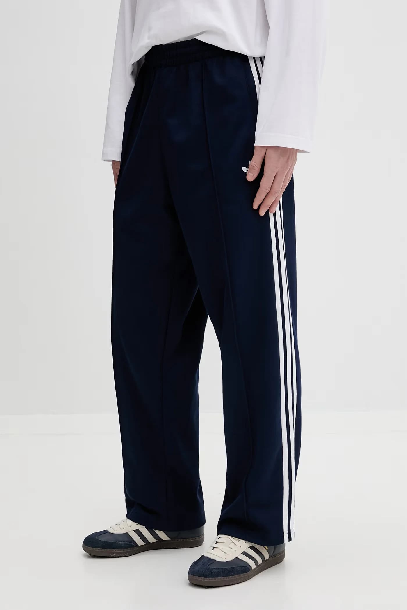 Спортивные штаны