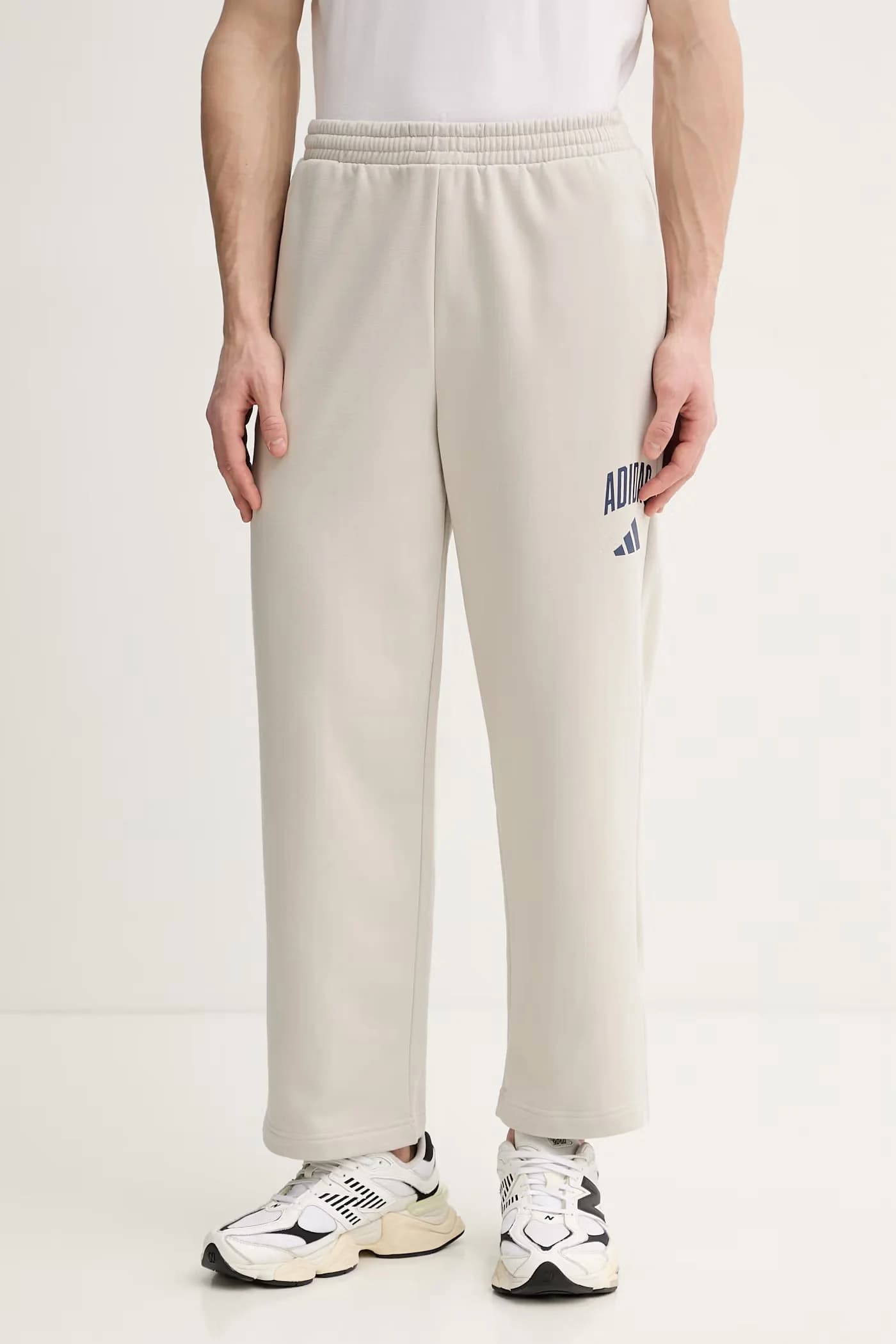 Университетские спортивные штаны