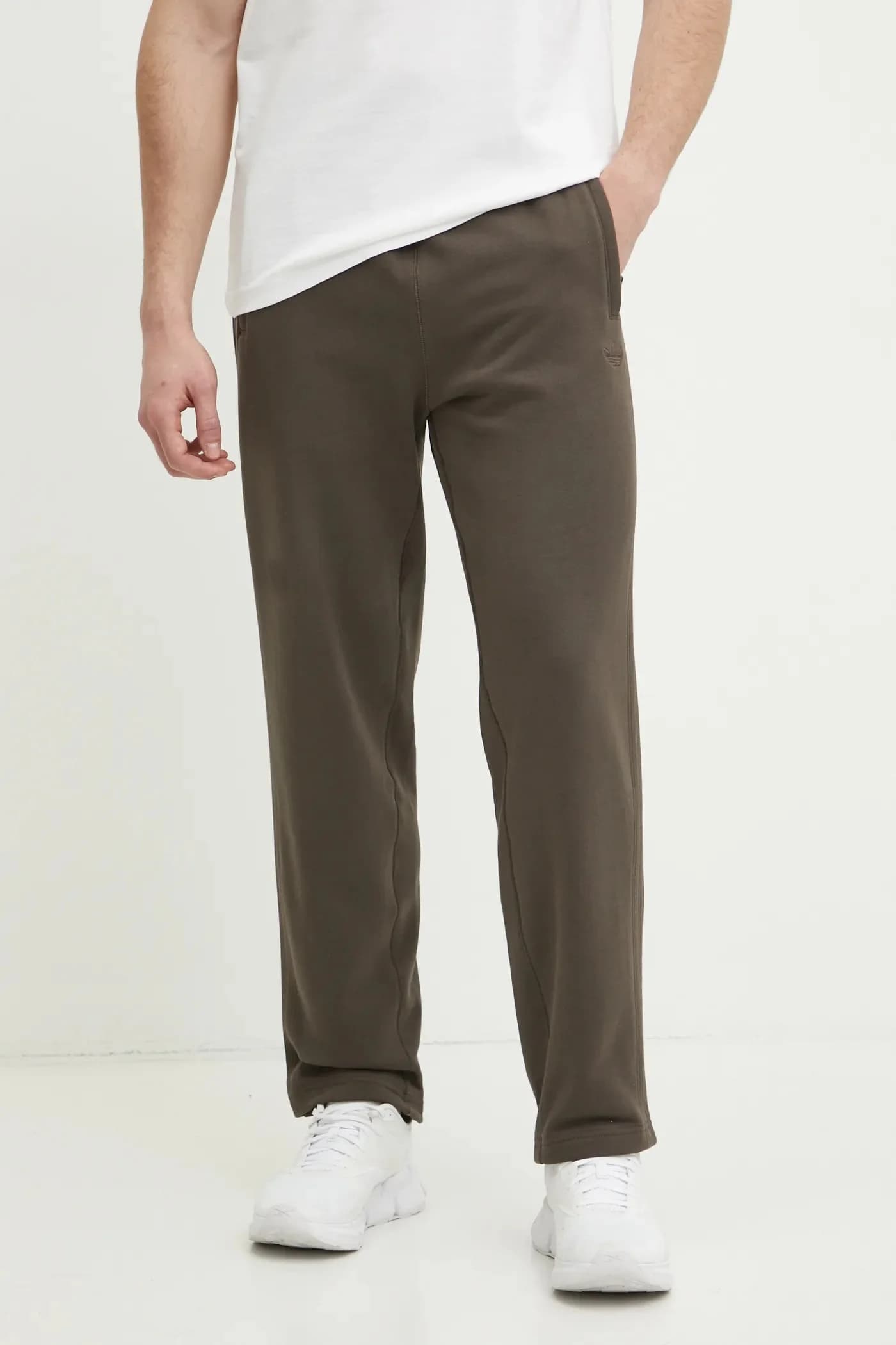 Незаменимые спортивные брюки из хлопка