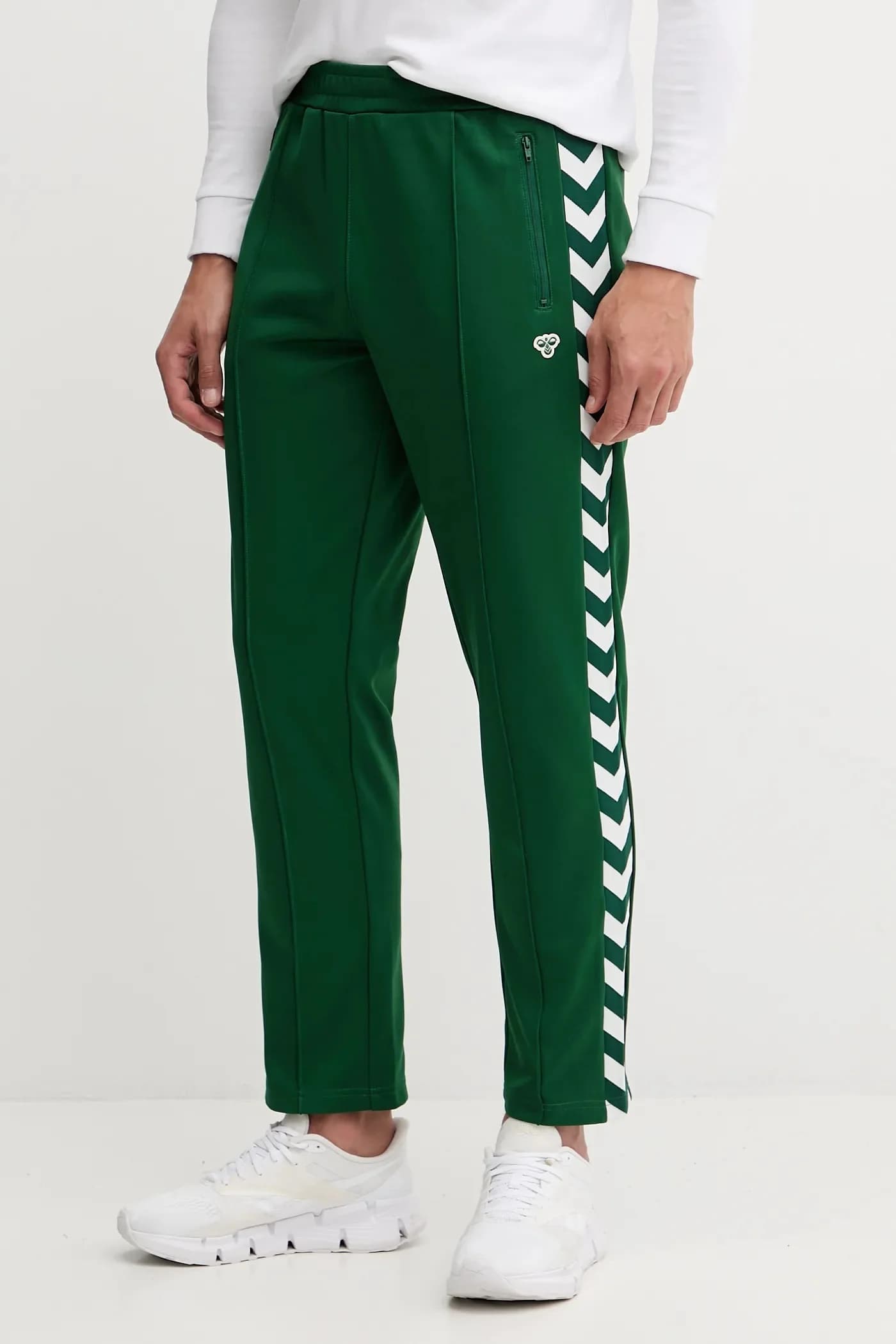 Спортивные штаны