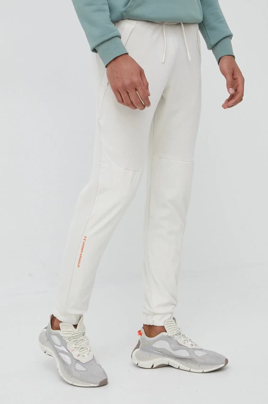 Спортивные штаны