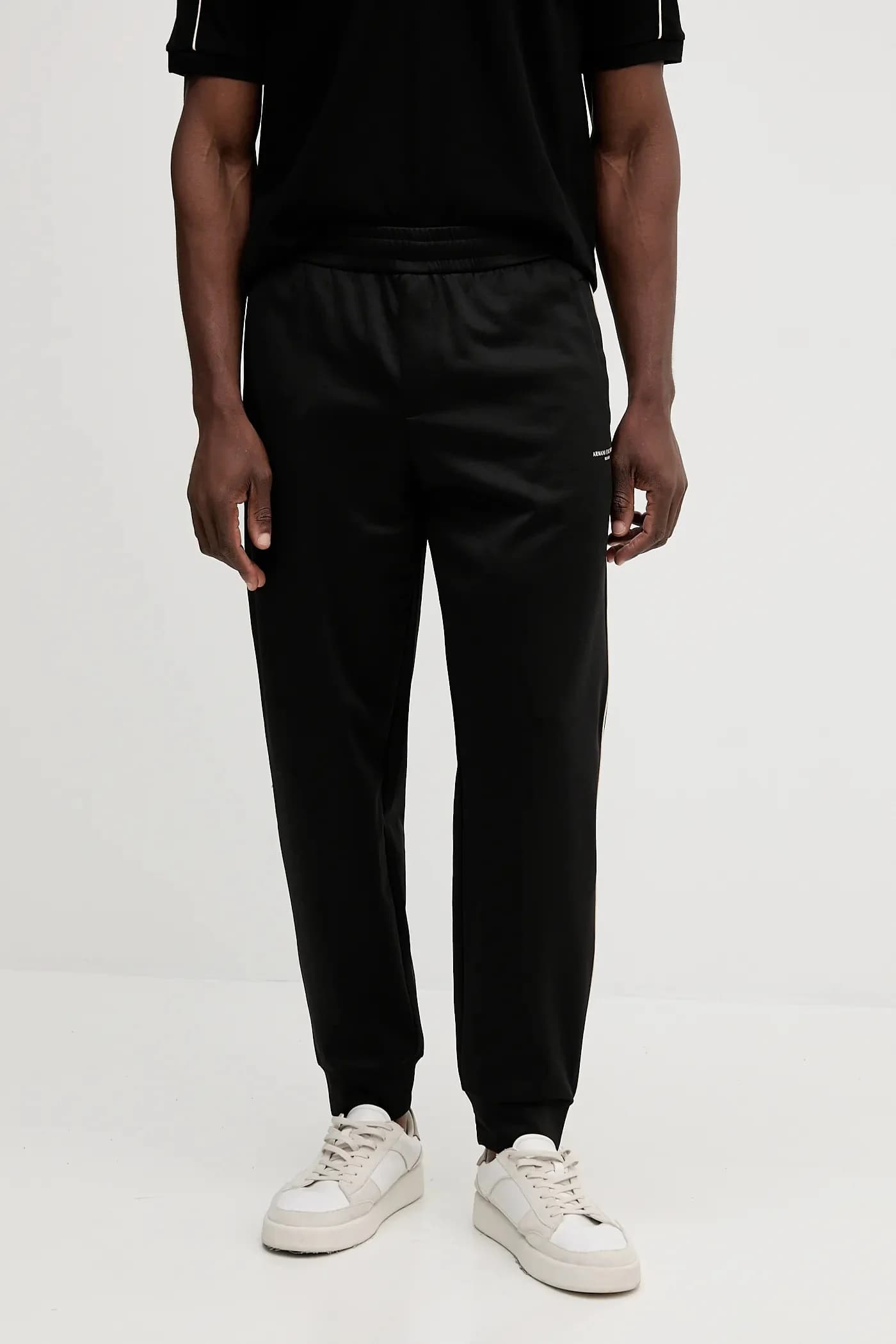 Спортивные штаны