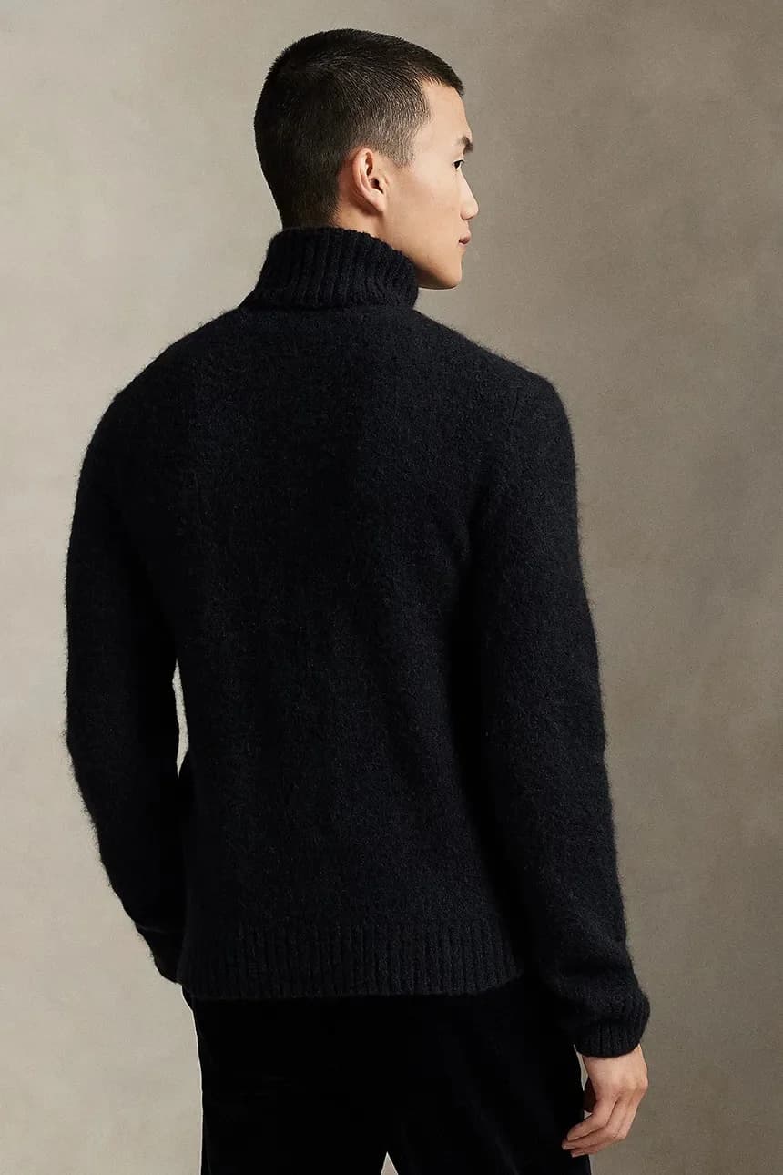 Свитер - фото 2