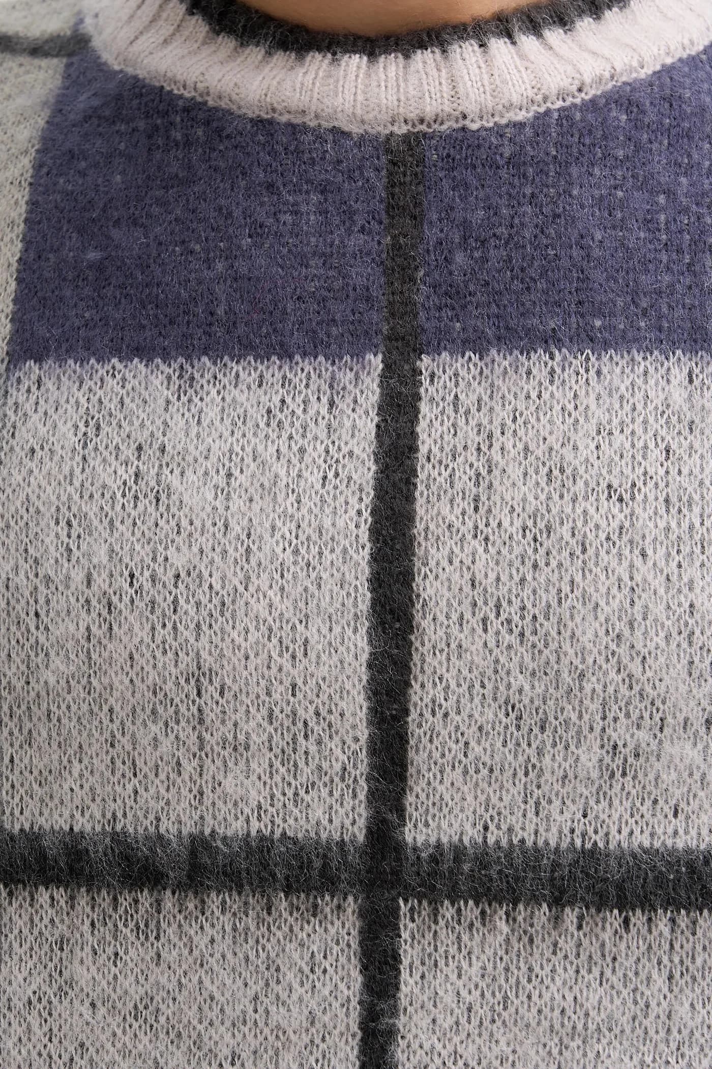 Свитер - фото 5