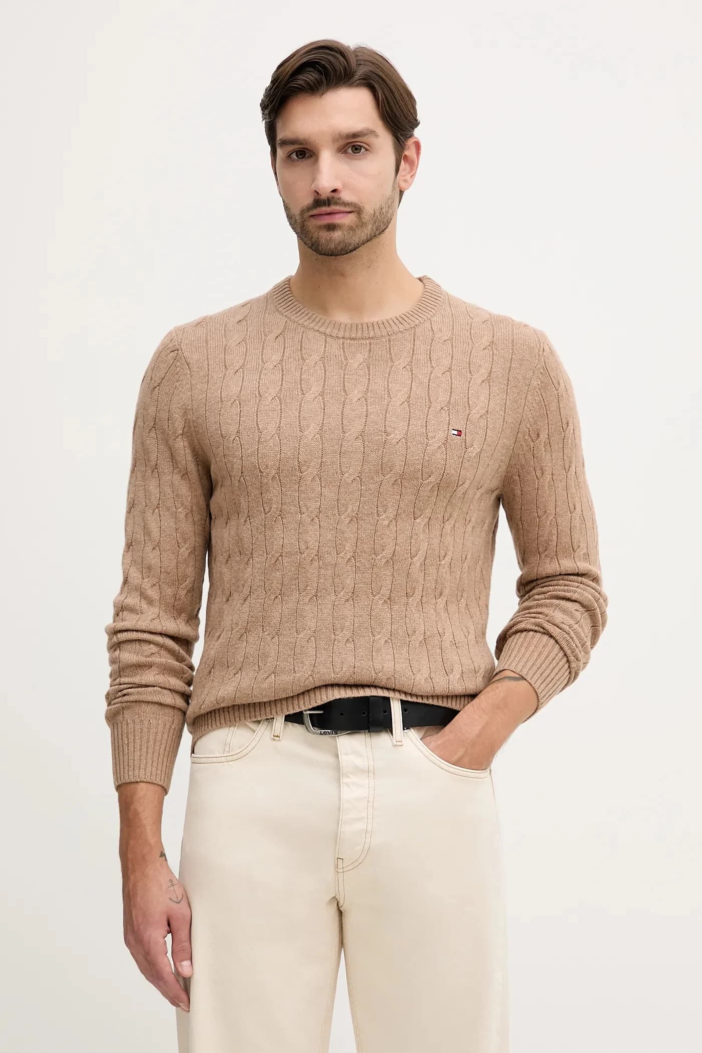 Шерстяной свитер