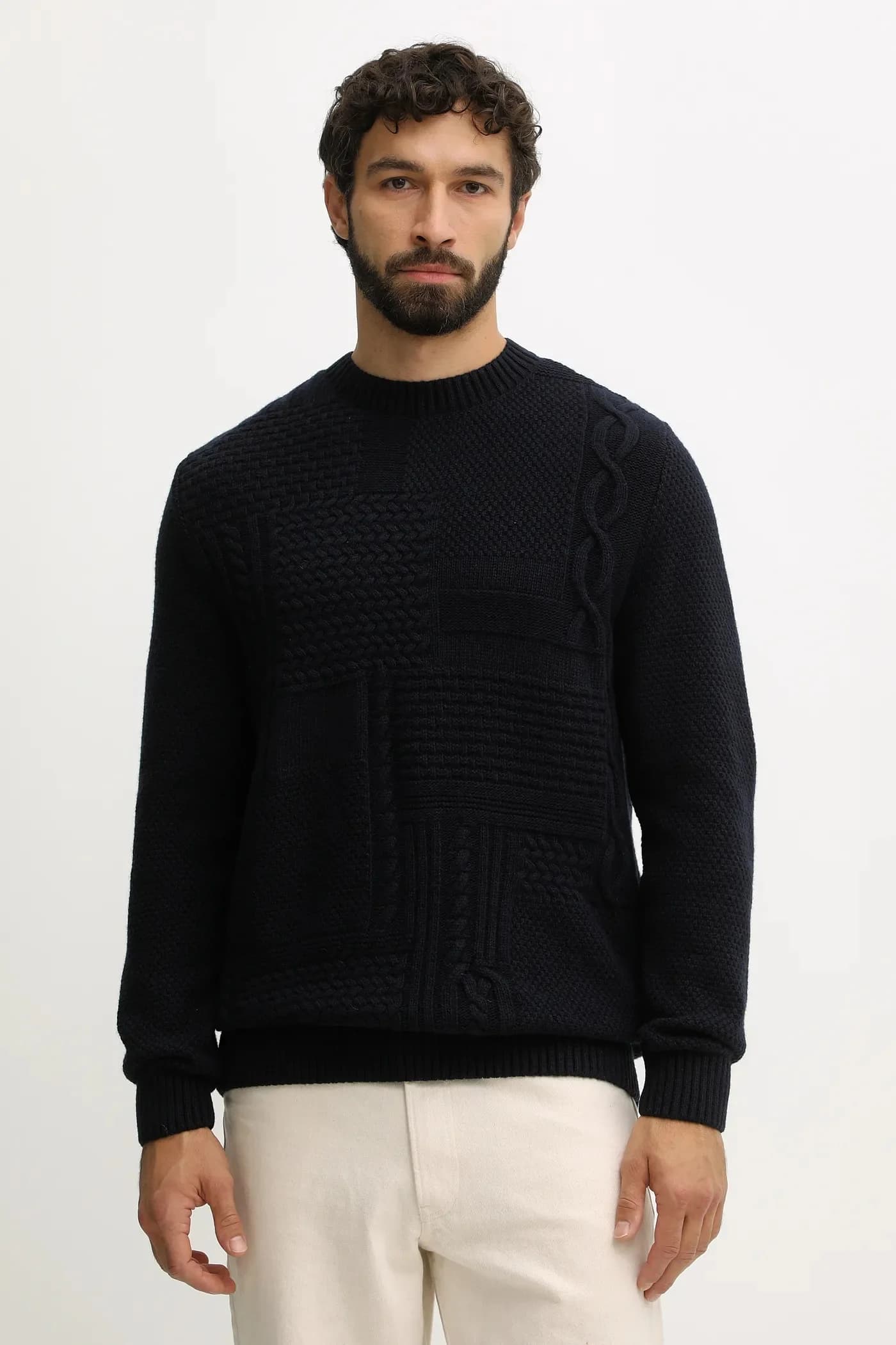 Шерстяной свитер