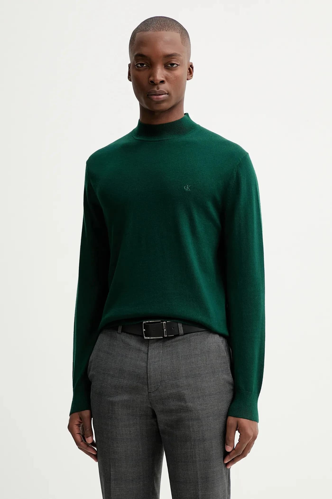 Шерстяной свитер