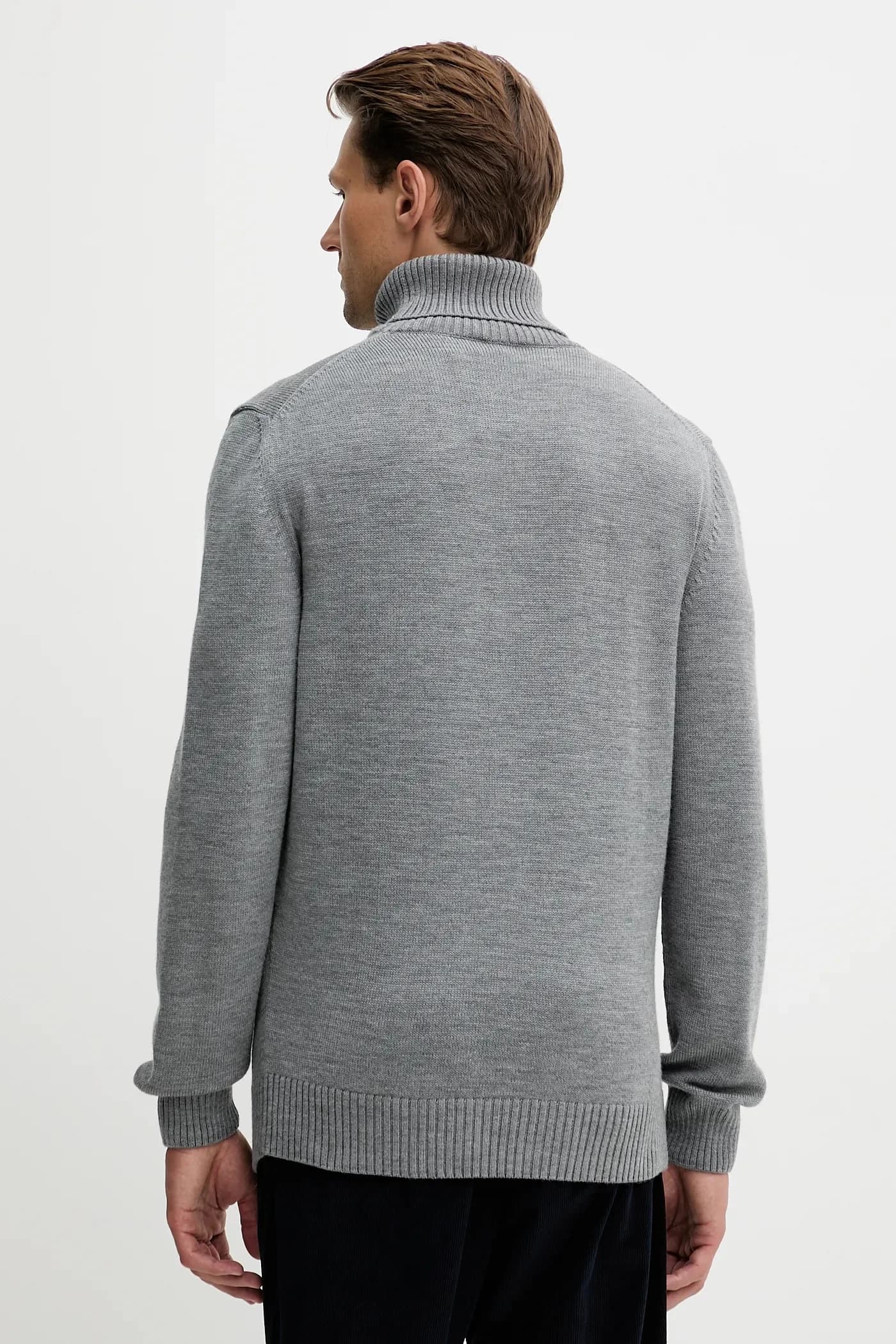 Шерстяной свитер - фото 3