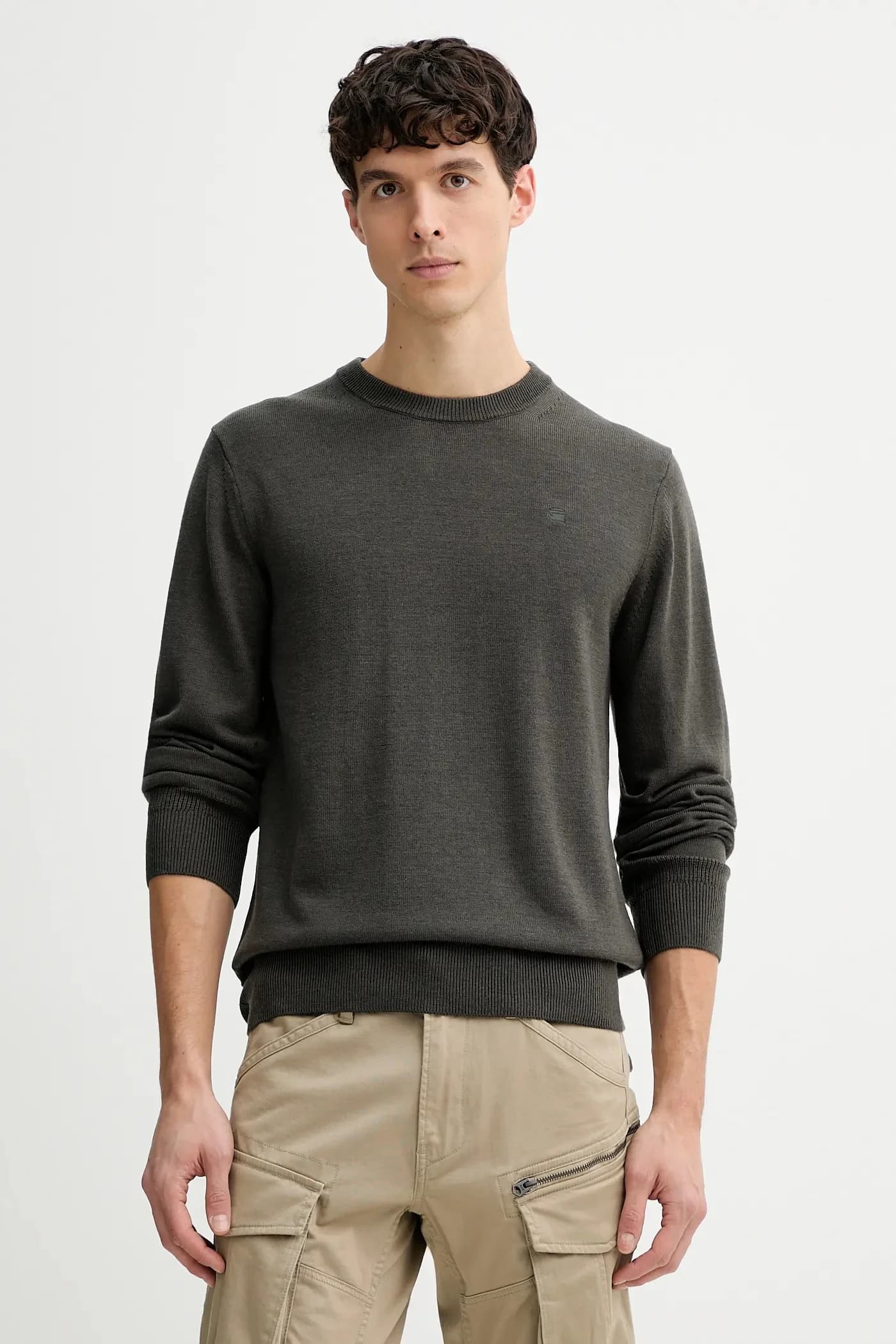 Свитер премиум-класса из основной шерсти