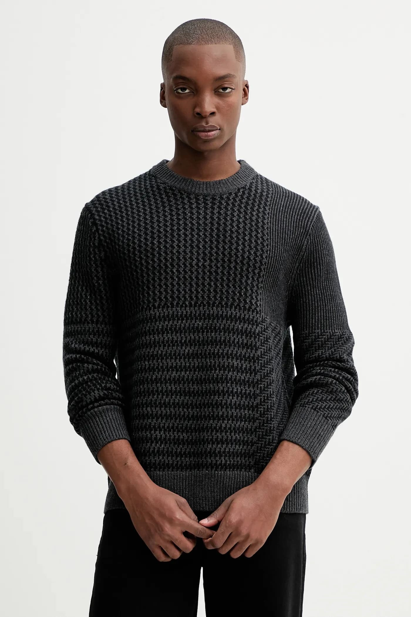 Свитер из смесовой шерсти