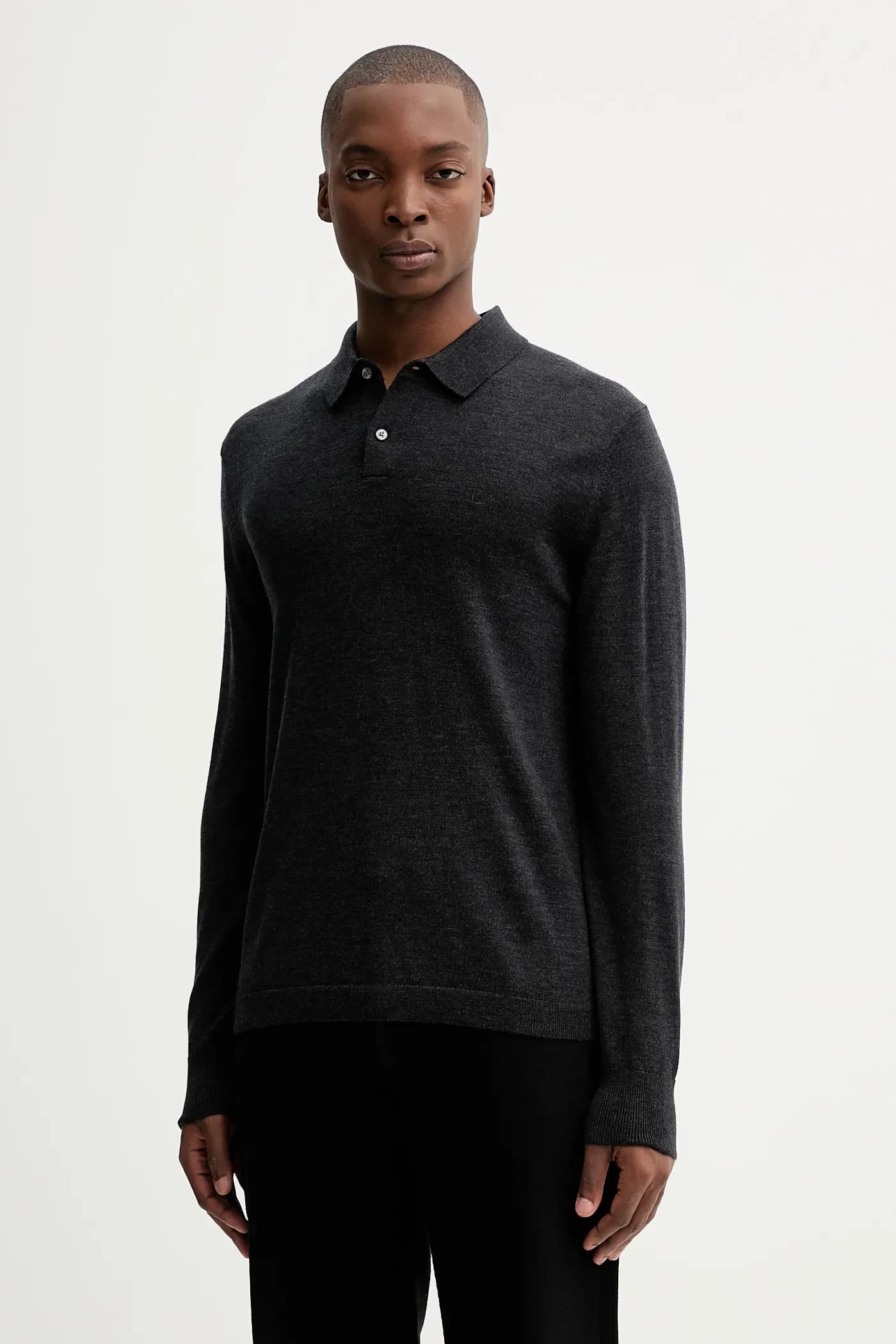 Шерстяной свитер