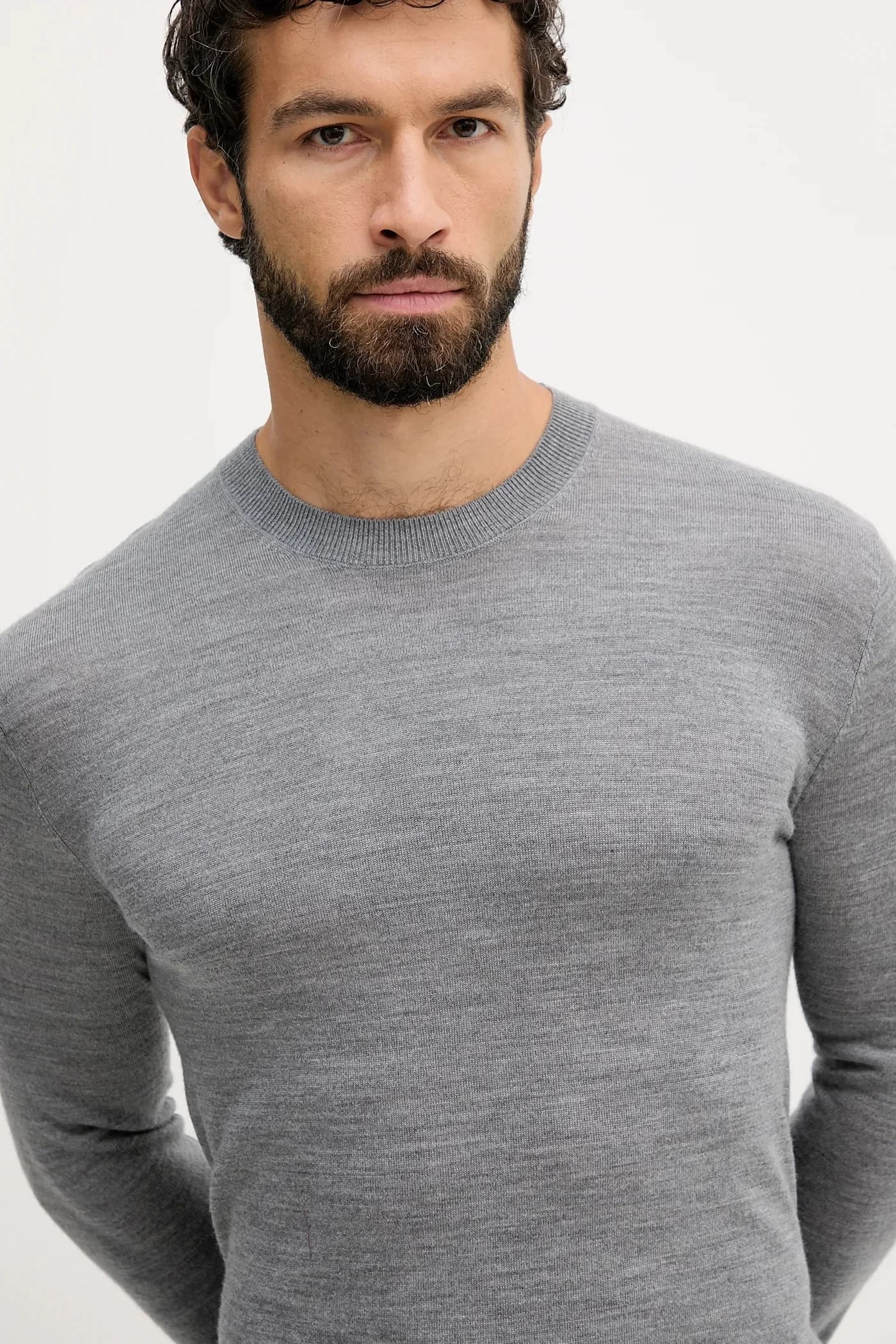 Шерстяной свитер - фото 4