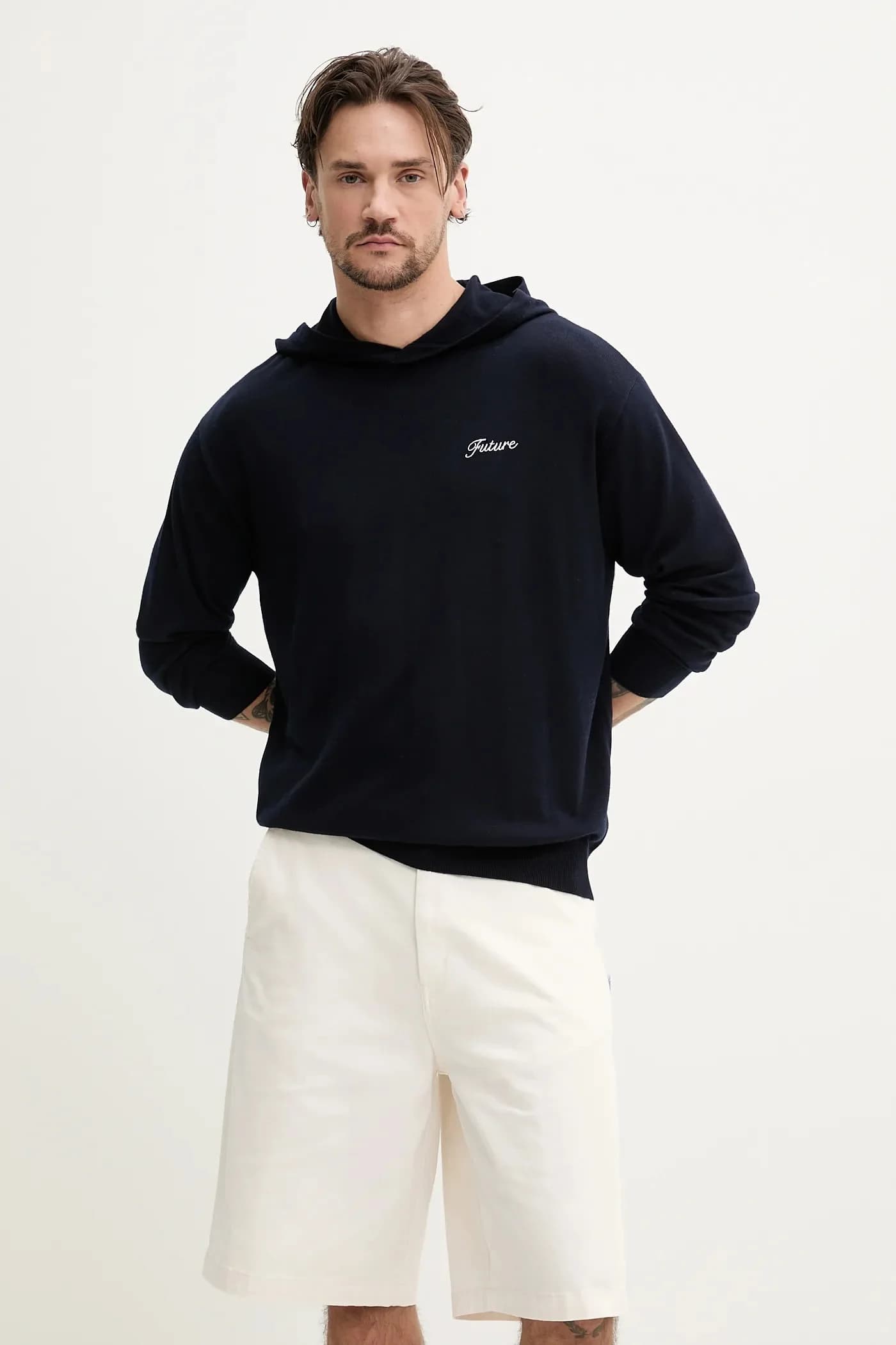 Шерстяной свитер