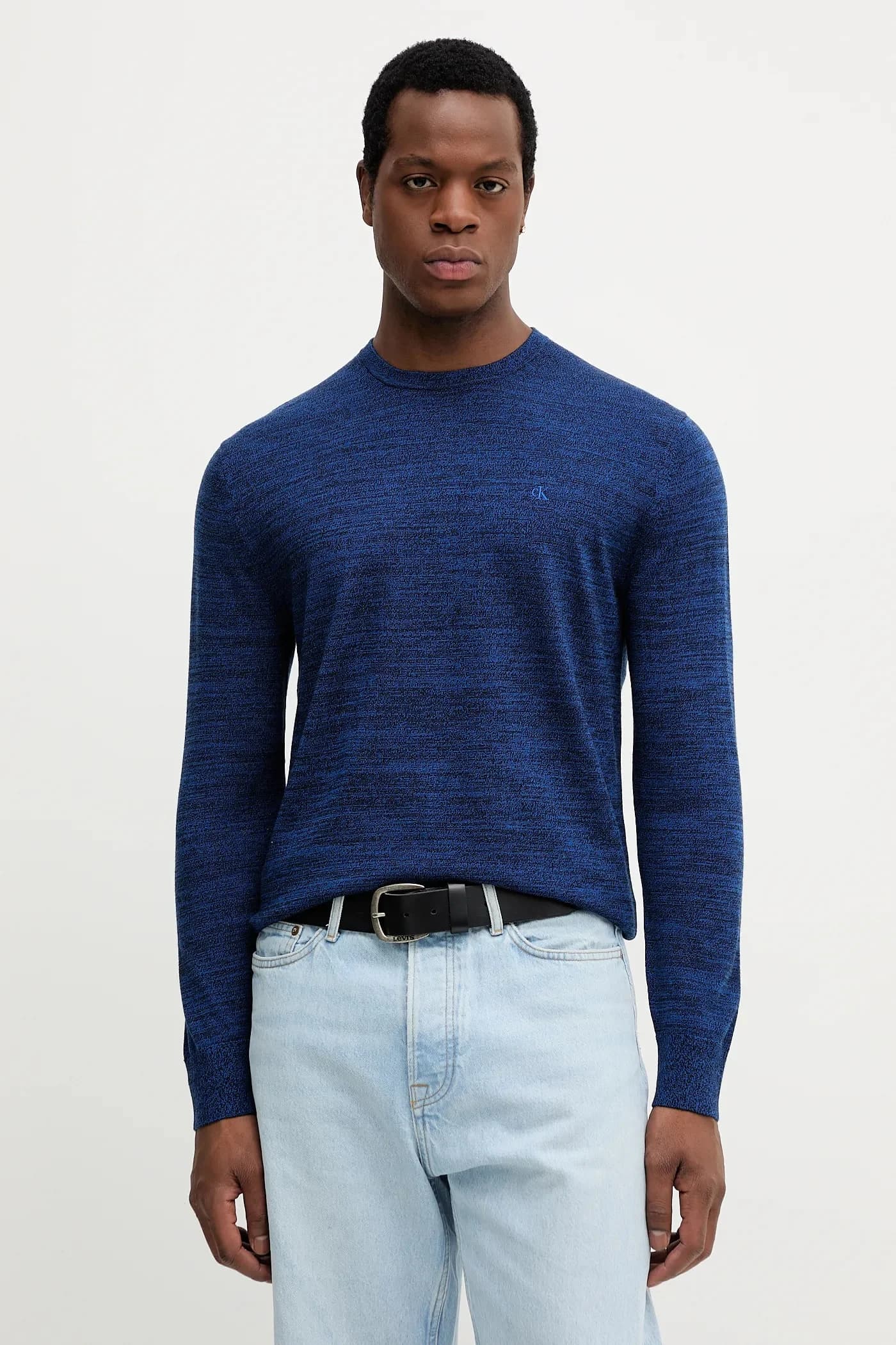 Шерстяной свитер