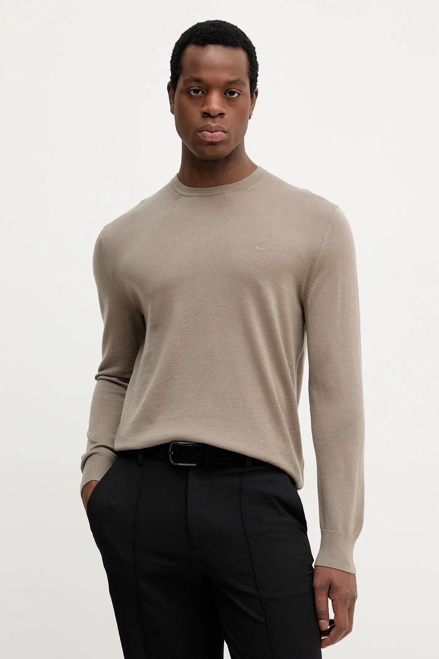 Шерстяной свитер