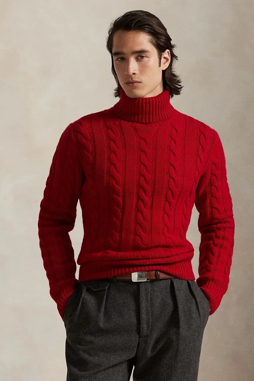 Шерстяной свитер