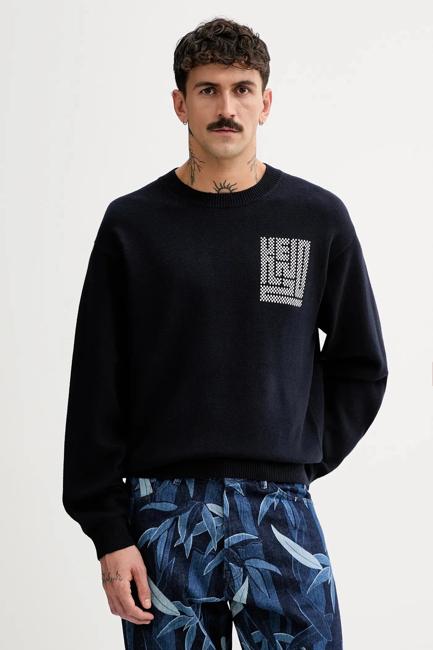 свитер из шерсти камон