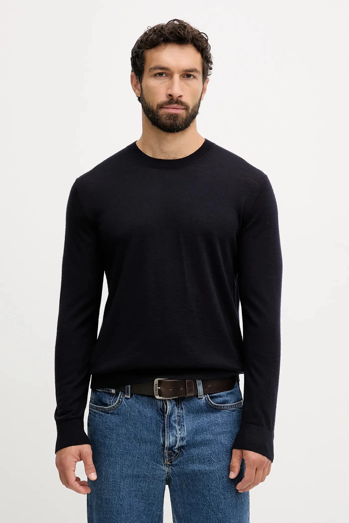 Шерстяной свитер