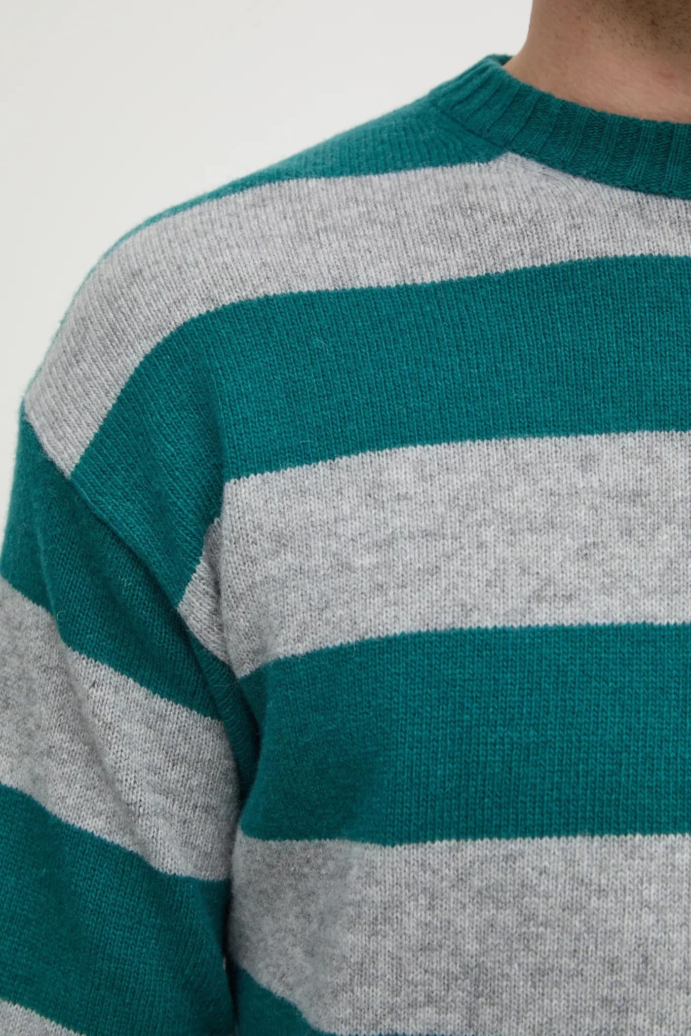 Шерстяной свитер - фото 5