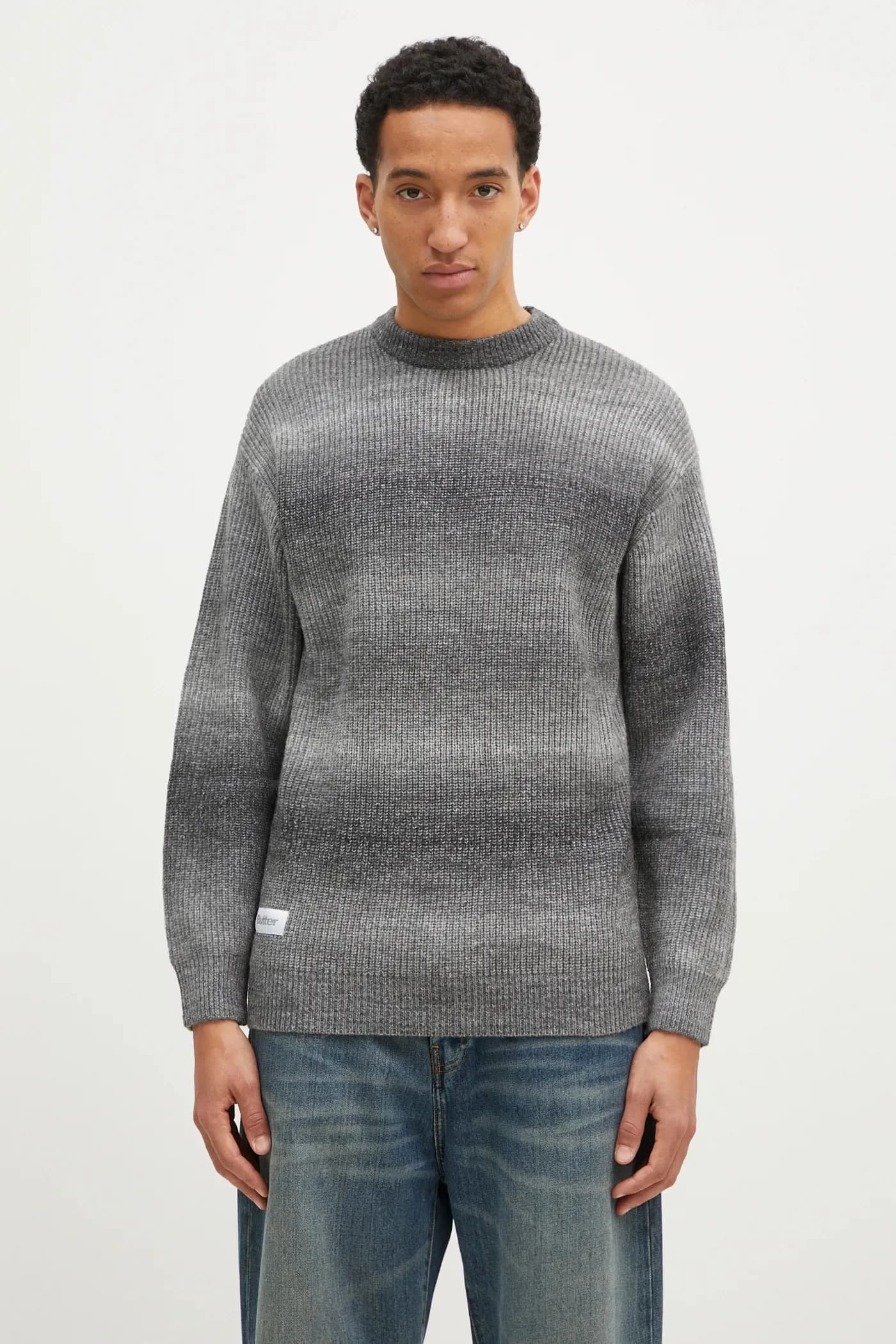 Вязаный свитер с лучами