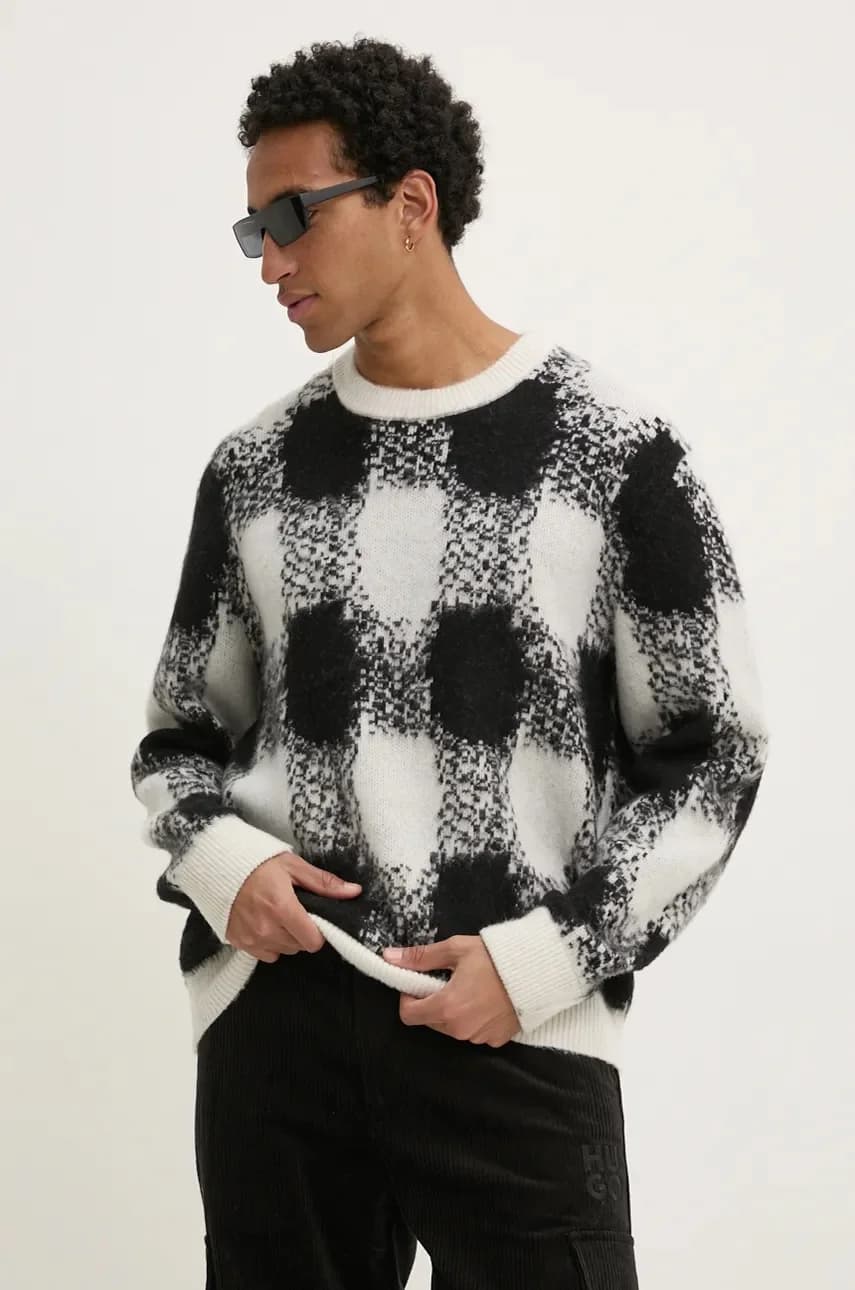 Свитер из смесовой шерсти