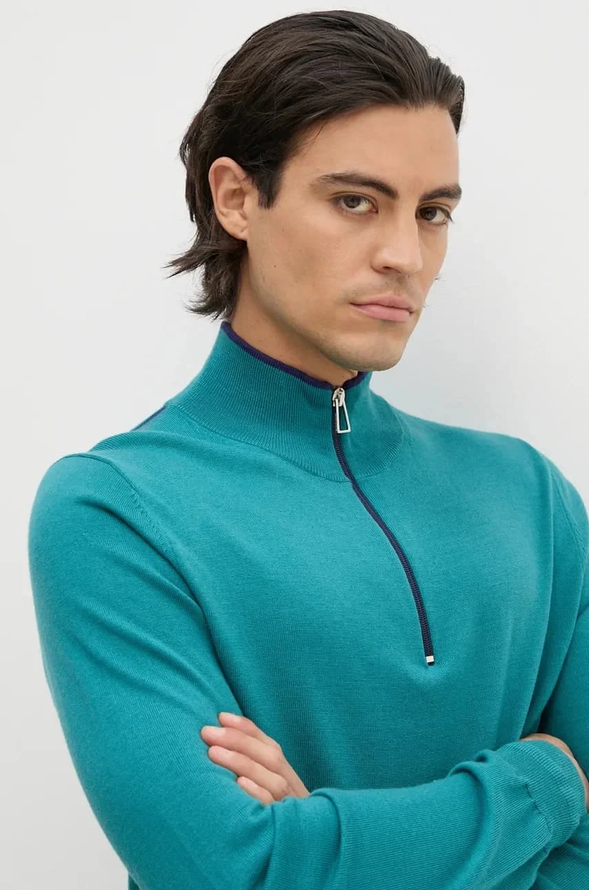 Шерстяной свитер