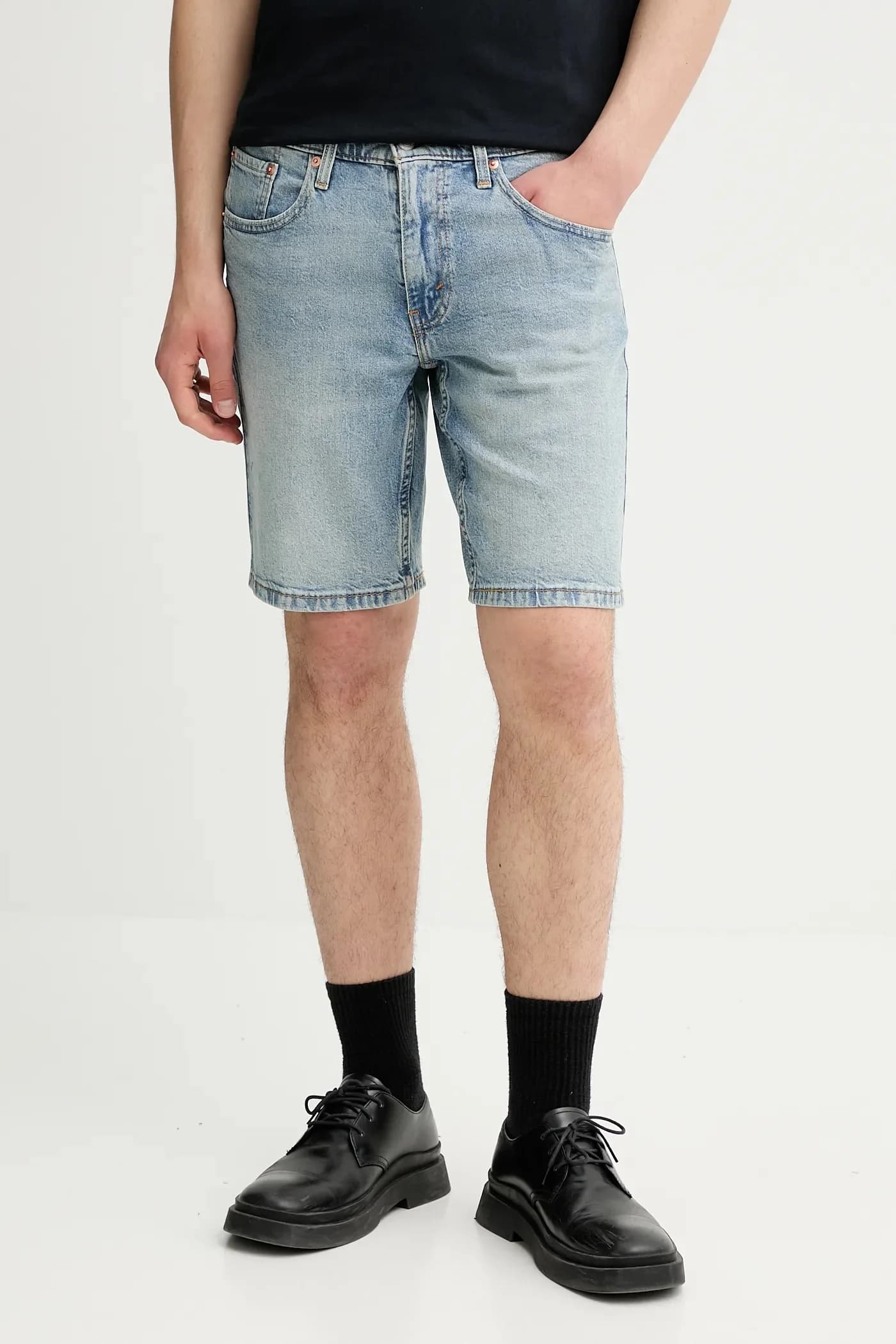 Джинсовые шорты