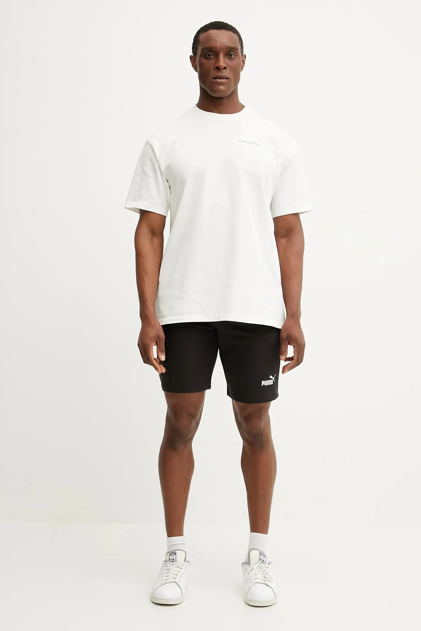 Базовые шорты с логотипом - фото 2