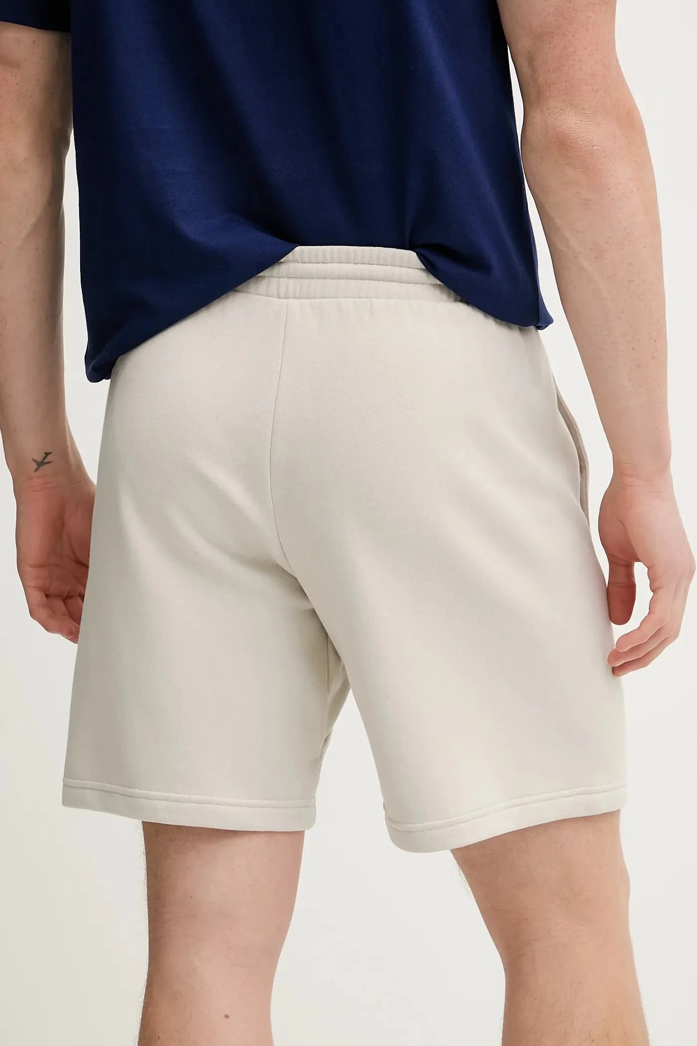 Университетские шорты - фото 3