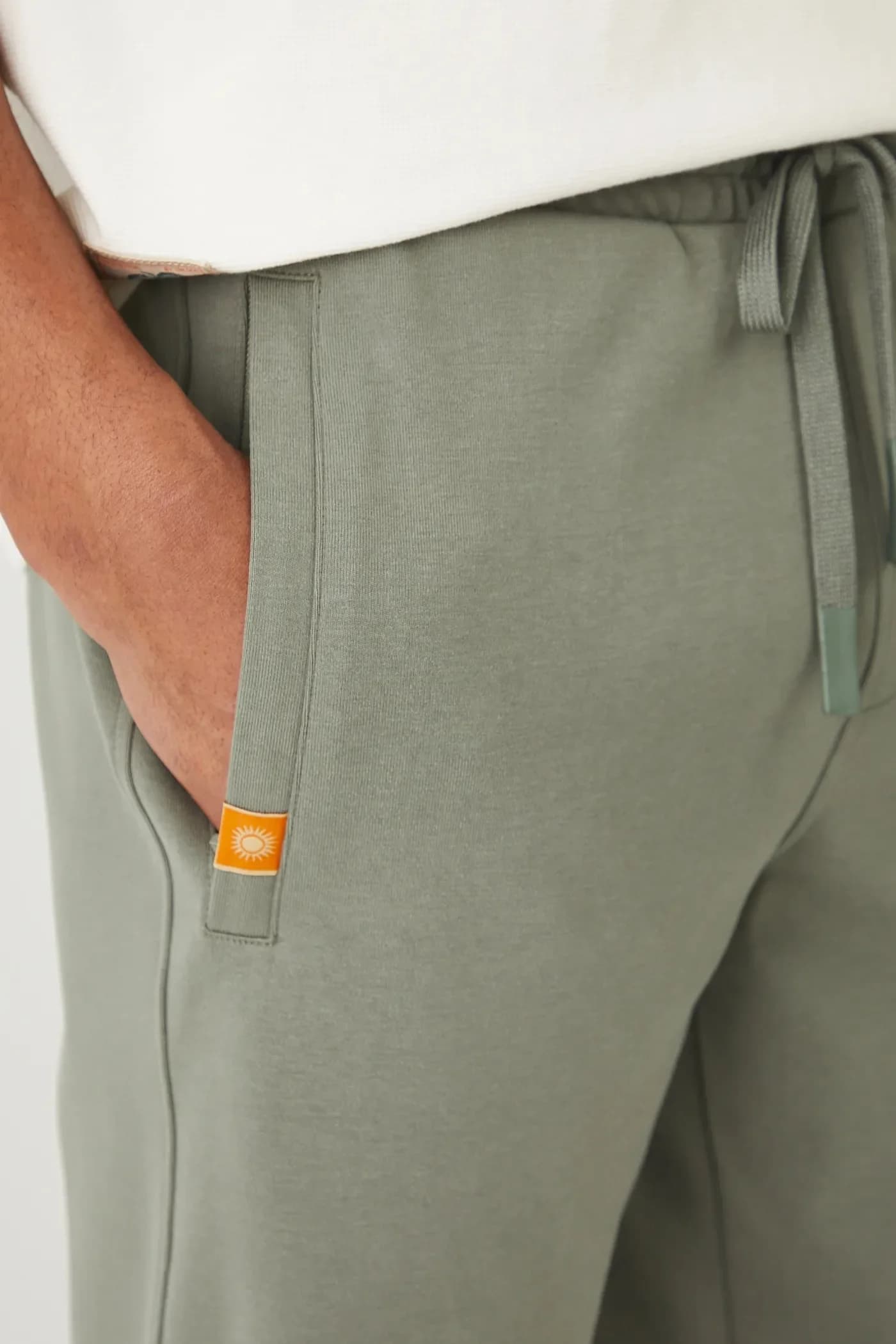 Шорты - фото 4