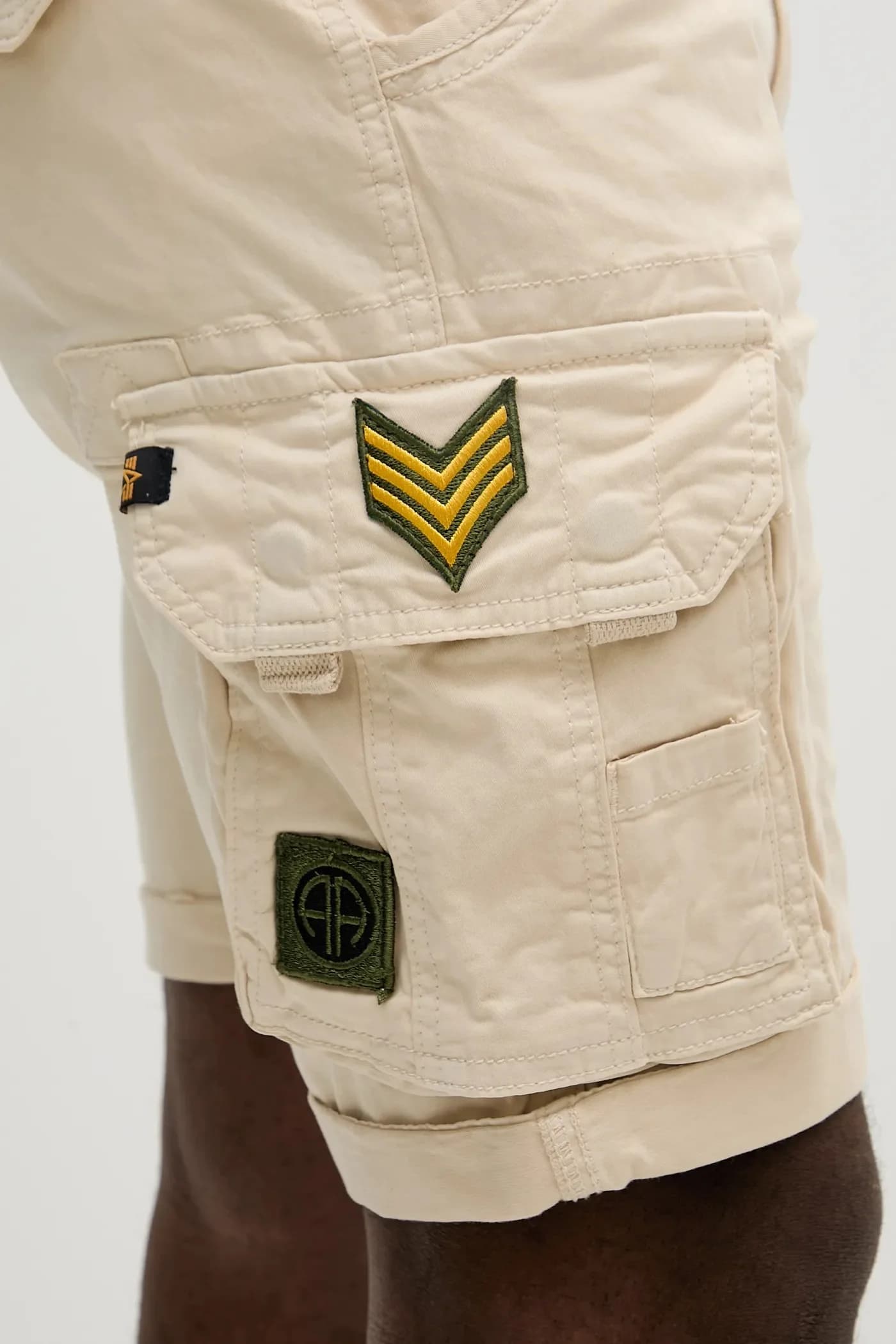 Шорты - фото 4