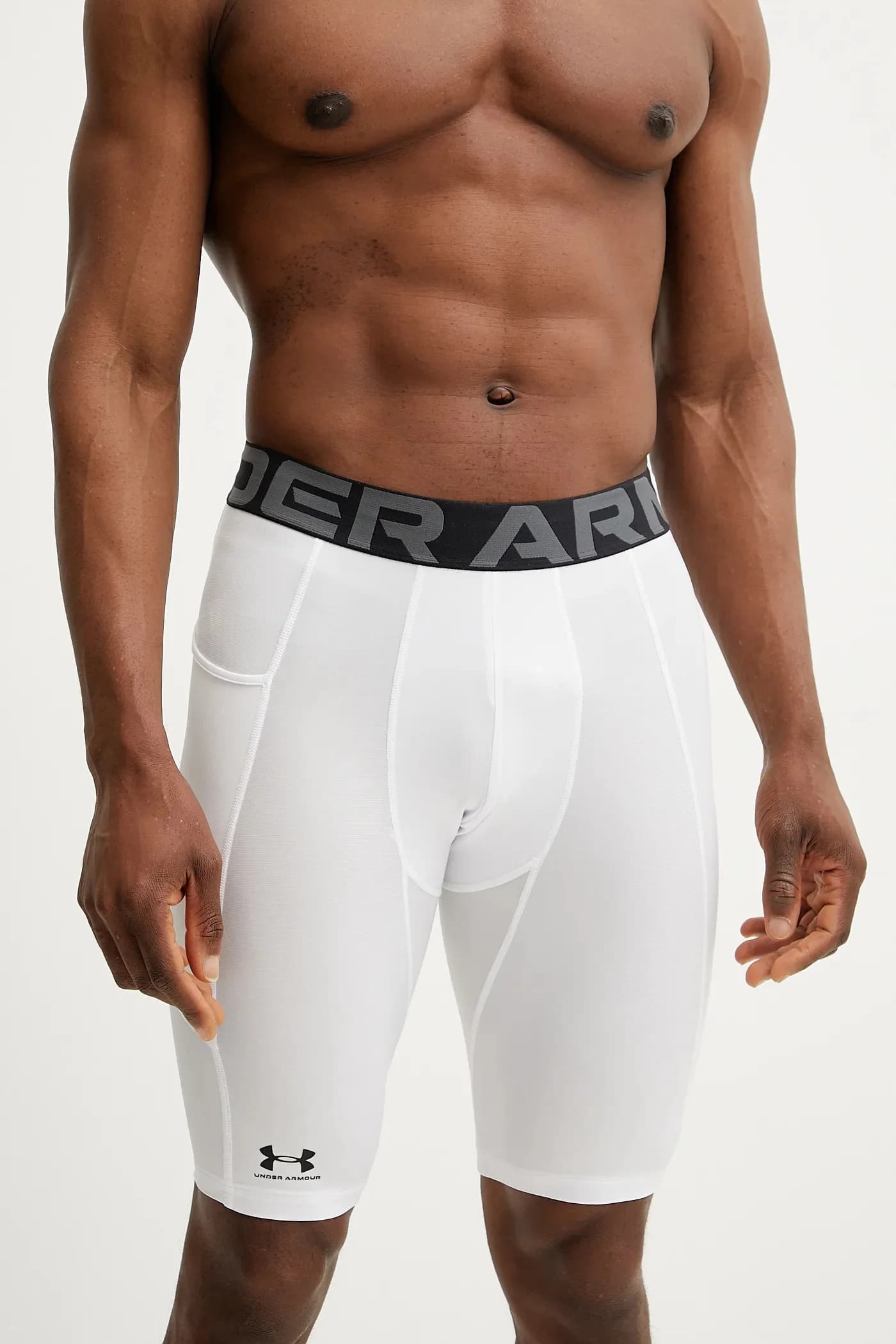 Тренировочные шорты