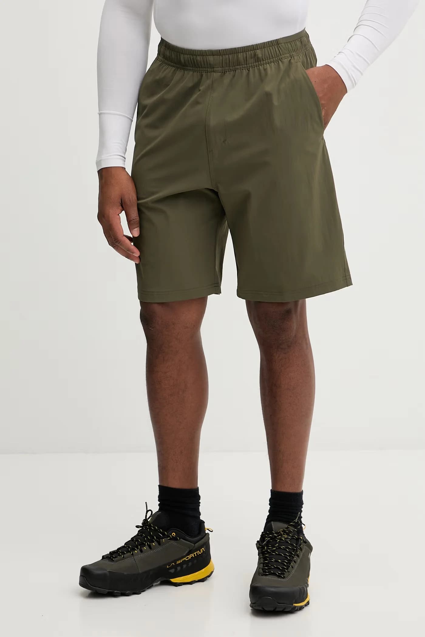 Спортивные шорты WAYFARER EASE