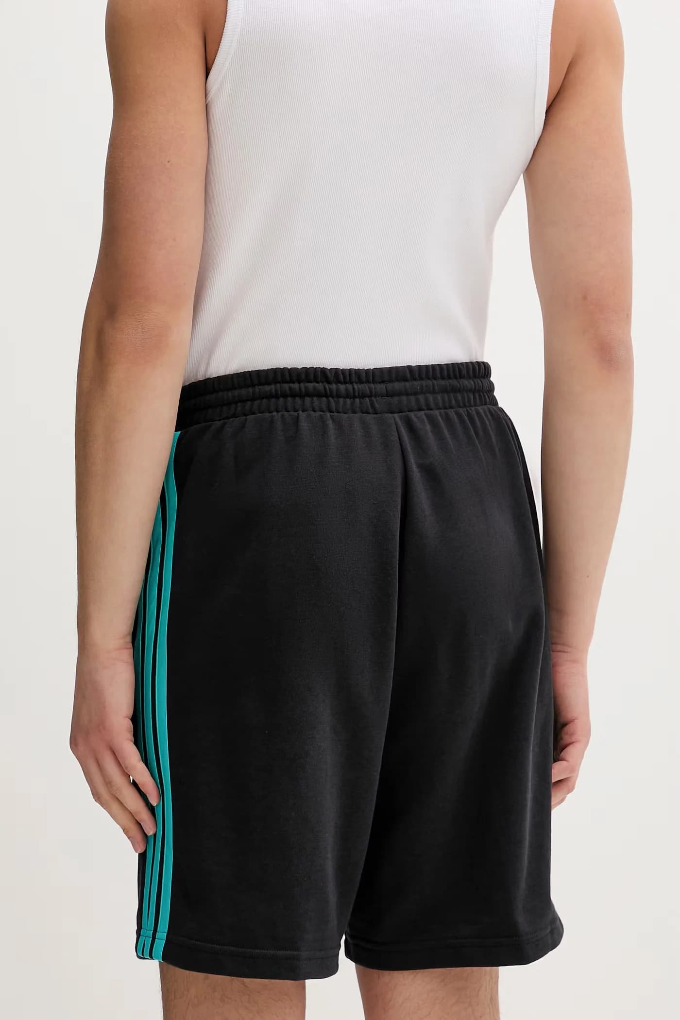 Шорты х Мерседес - фото 3