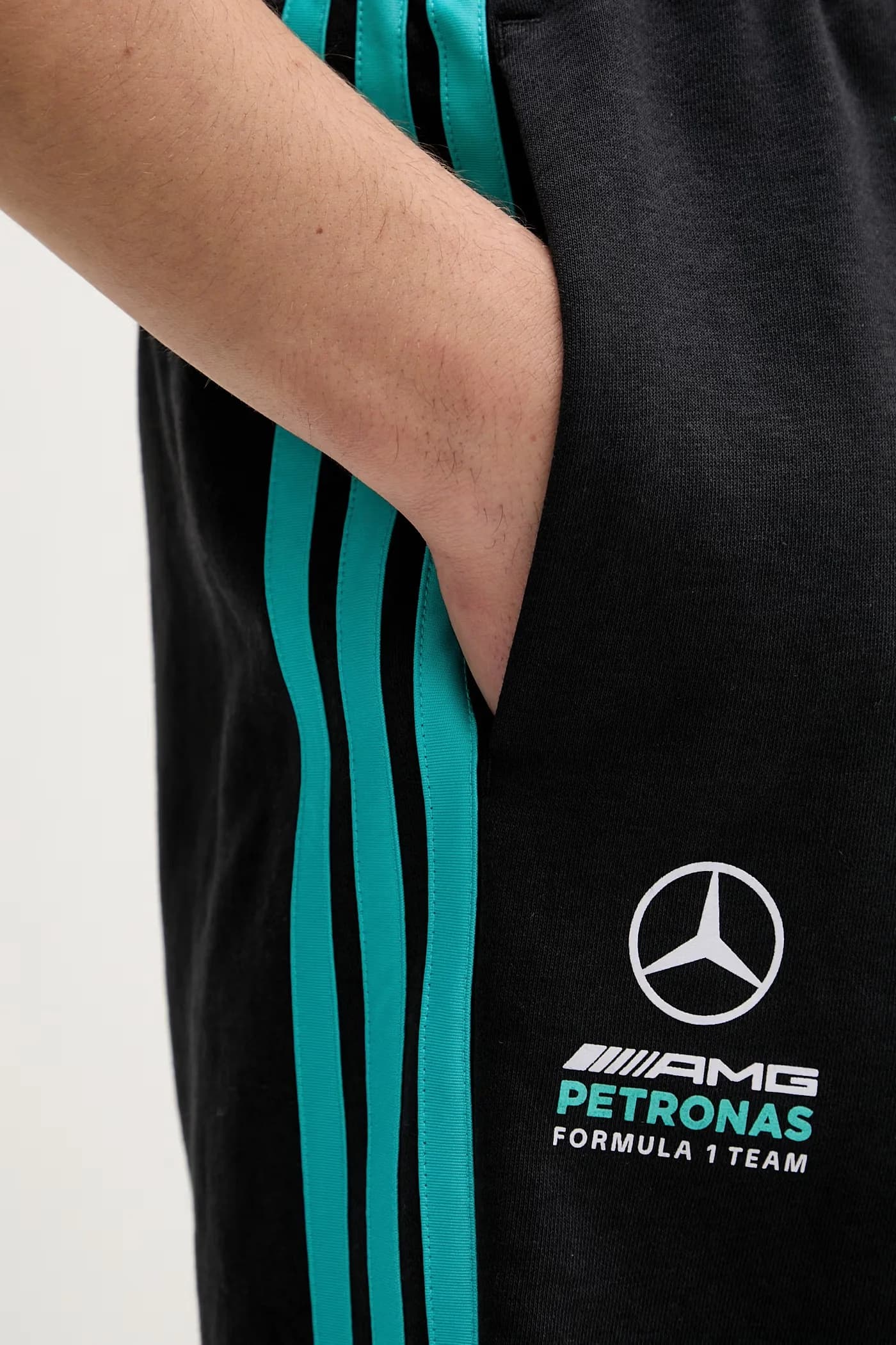 Шорты х Мерседес - фото 4