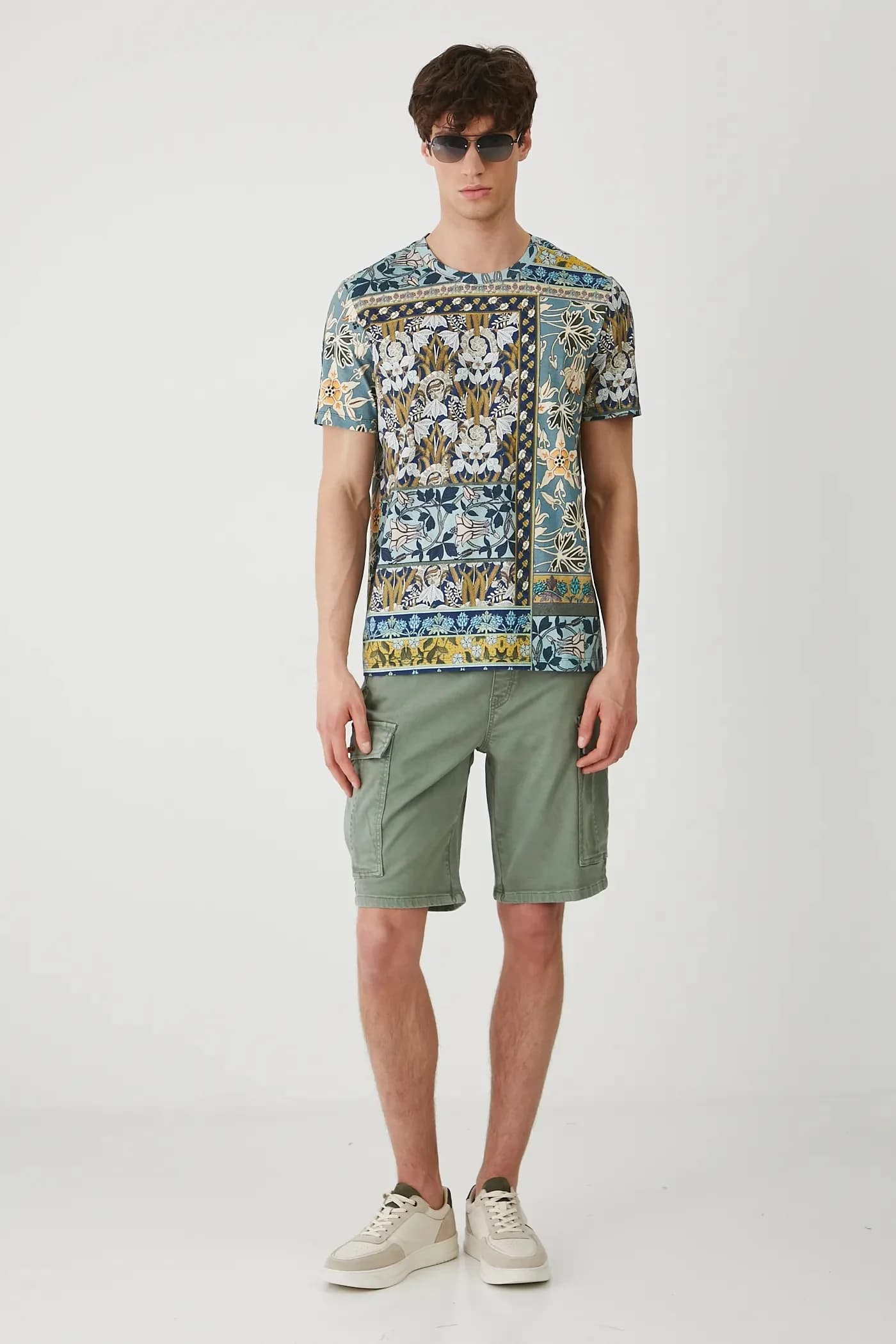 Джинсовые шорты