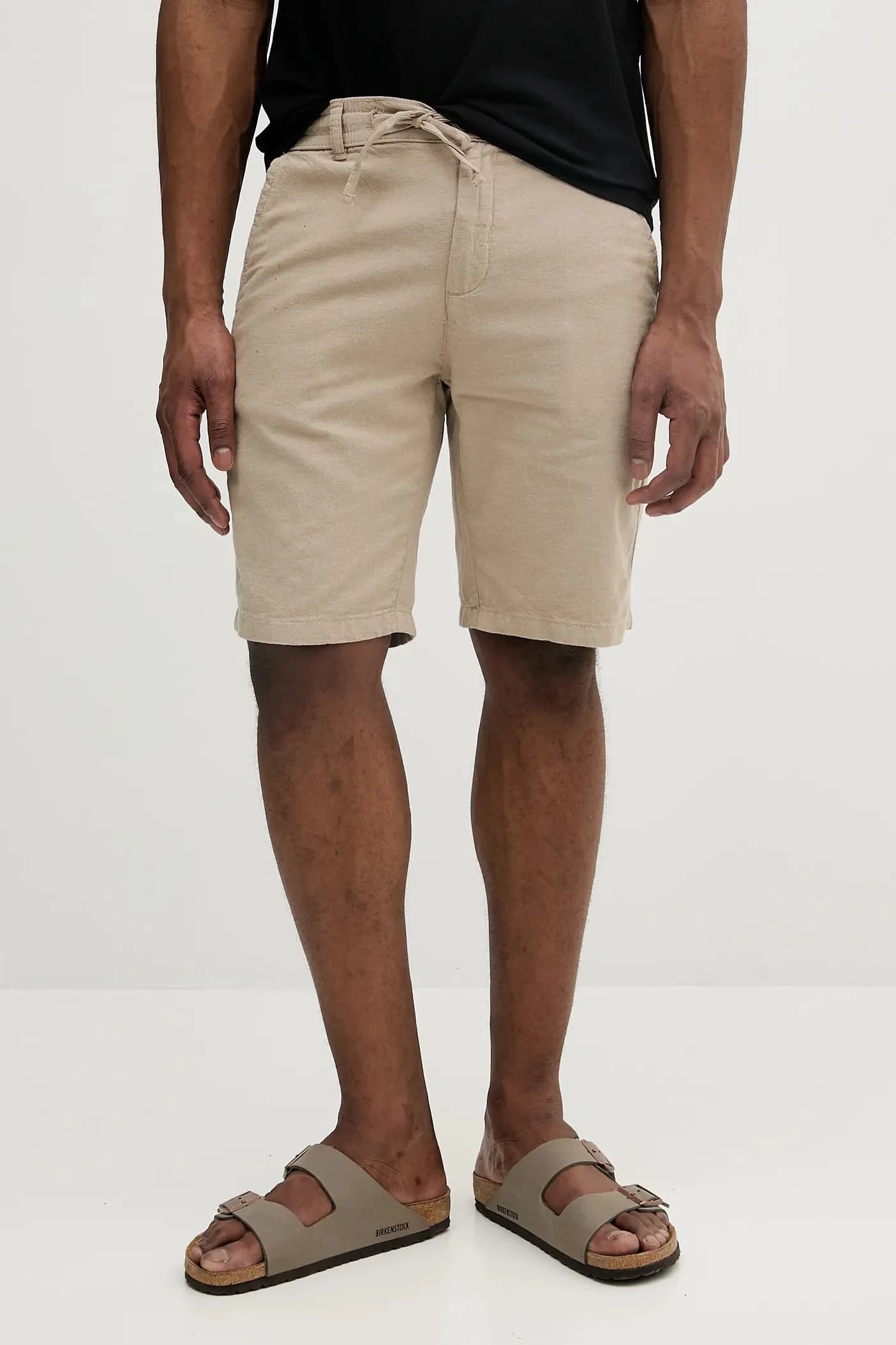 Льняные шорты