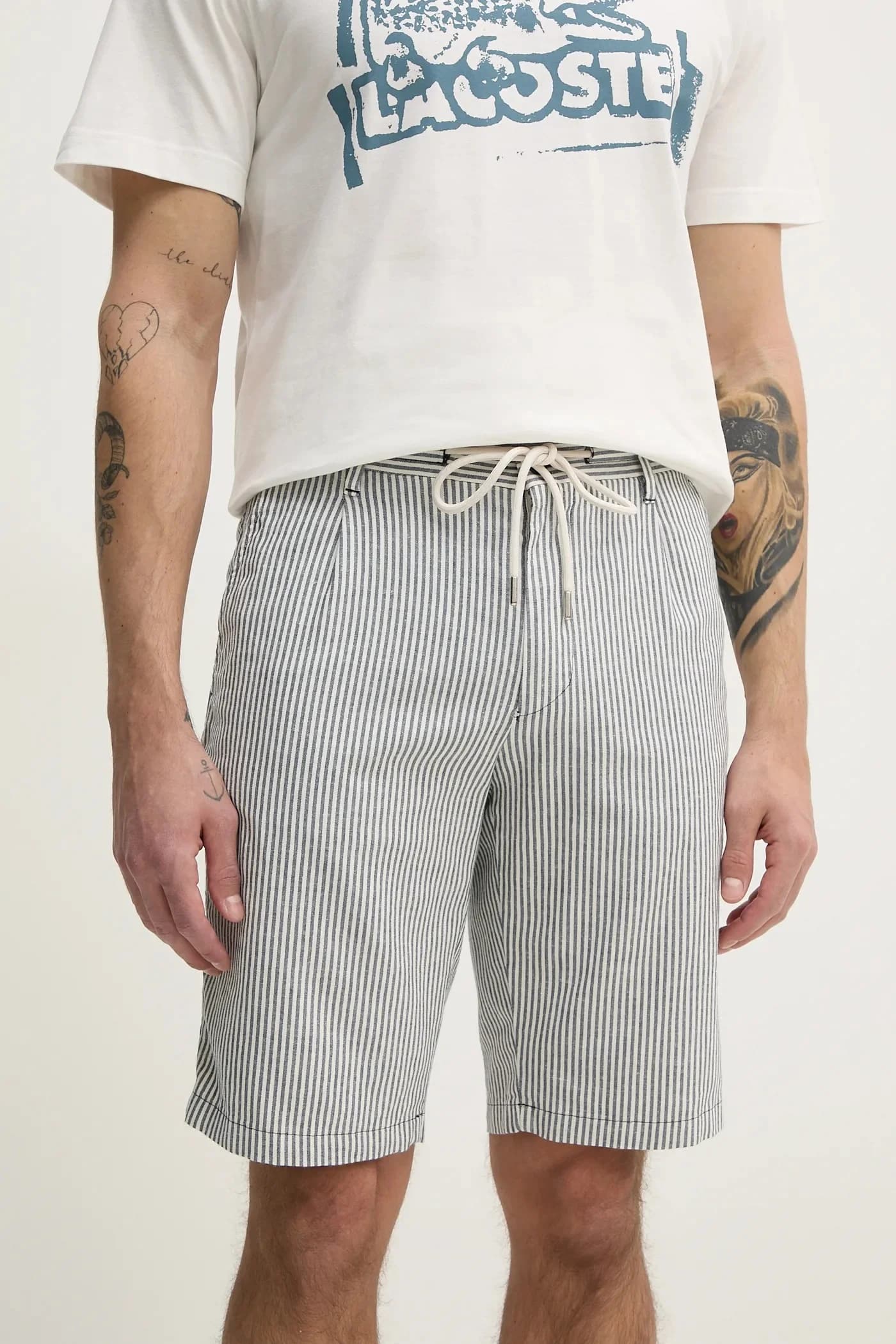 Шорты из смесового льна