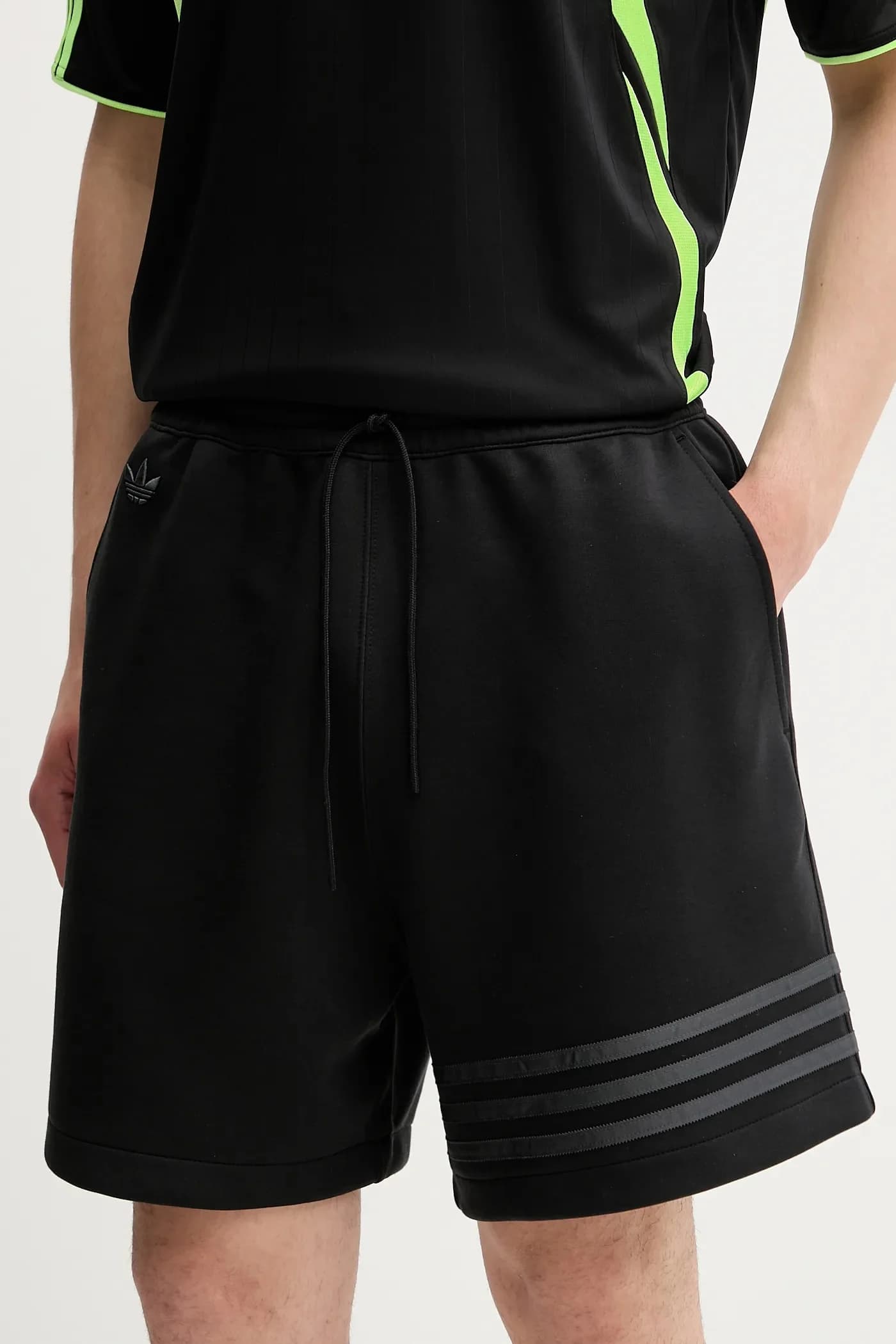 Нейклассика шорты