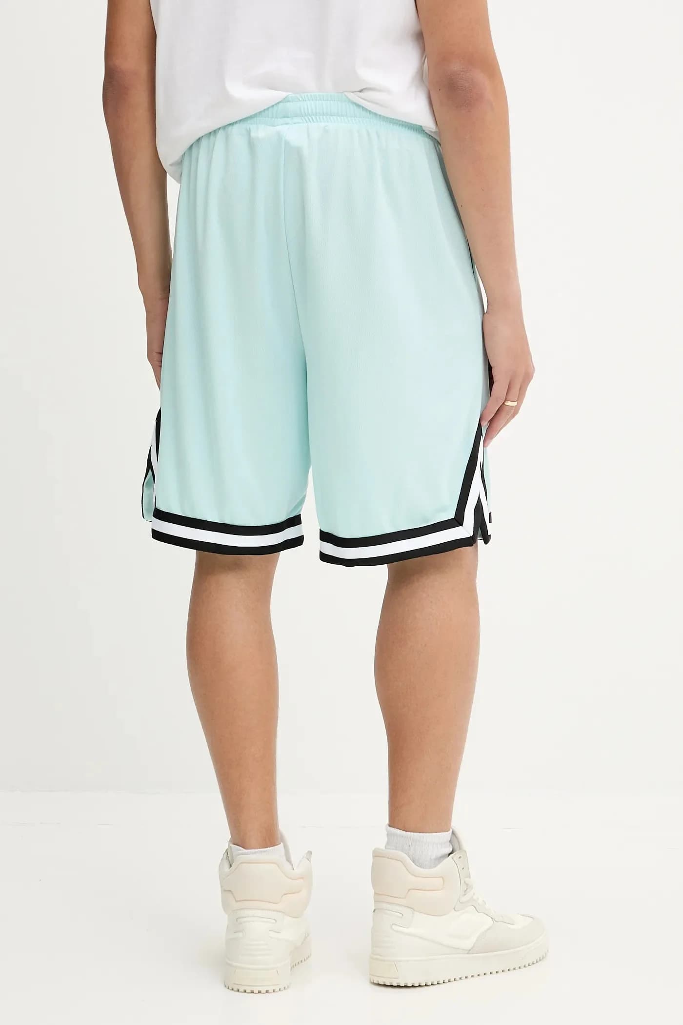 Шорты - фото 3