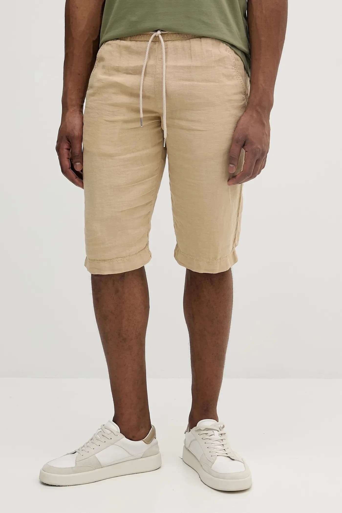 Льняные шорты