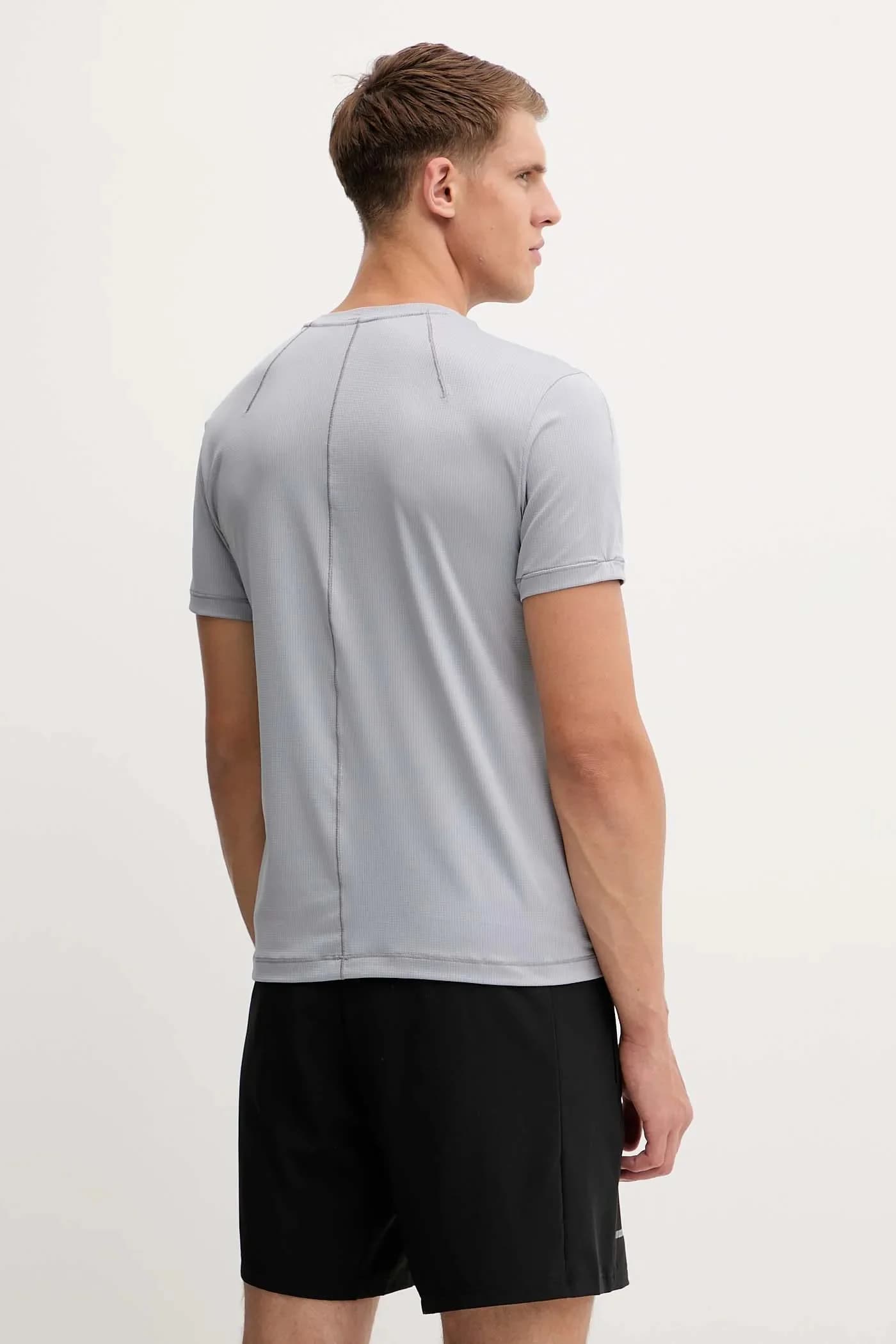 Тренировочная футболка - фото 3