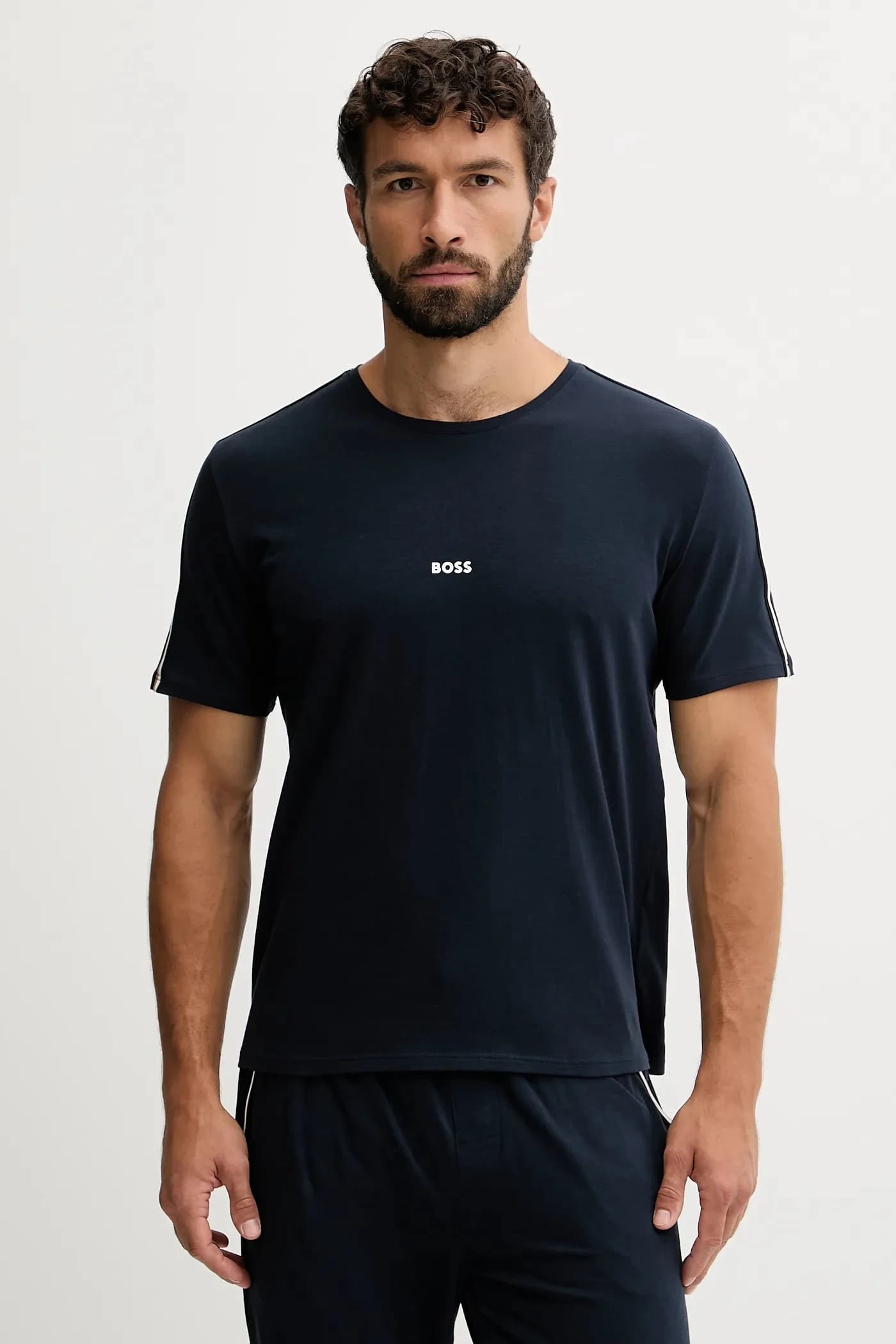 Уникальная футболка