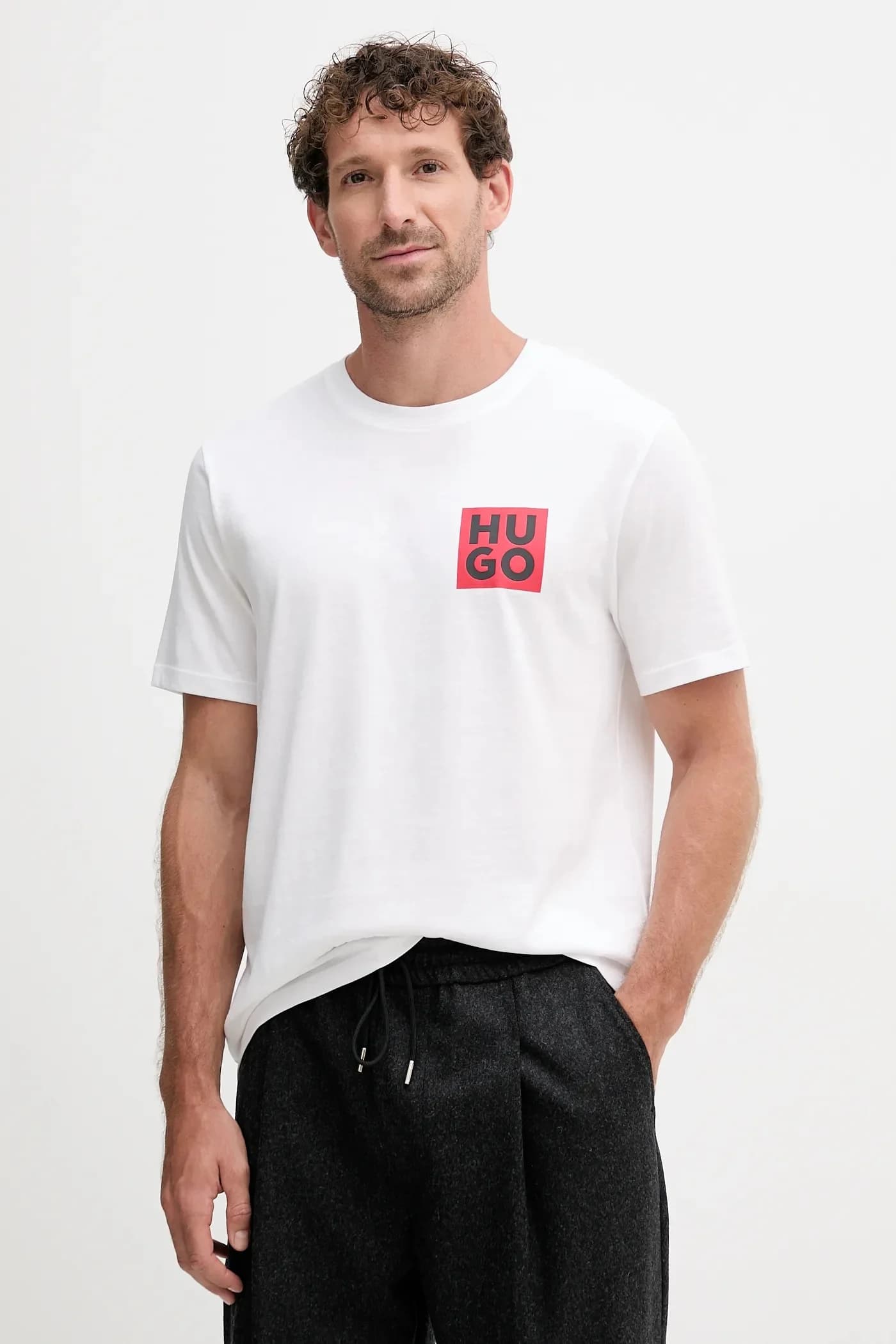 Хлопковая футболка Detzington